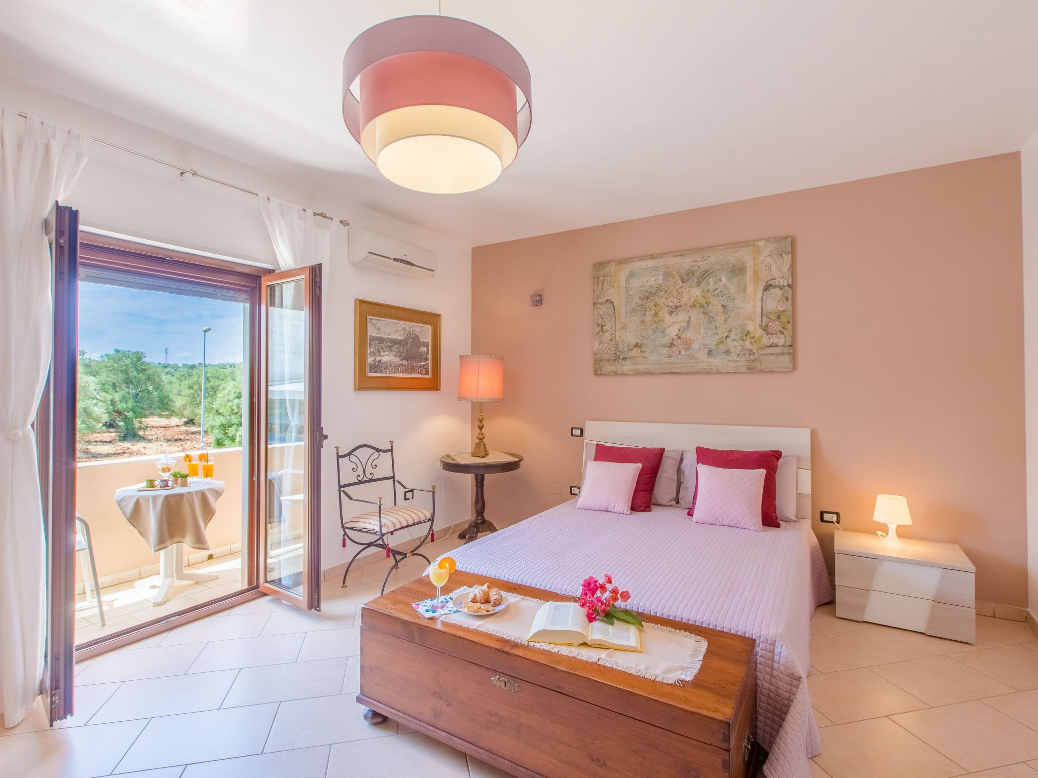 Die Wolke auf den Pedalen-Drinnen