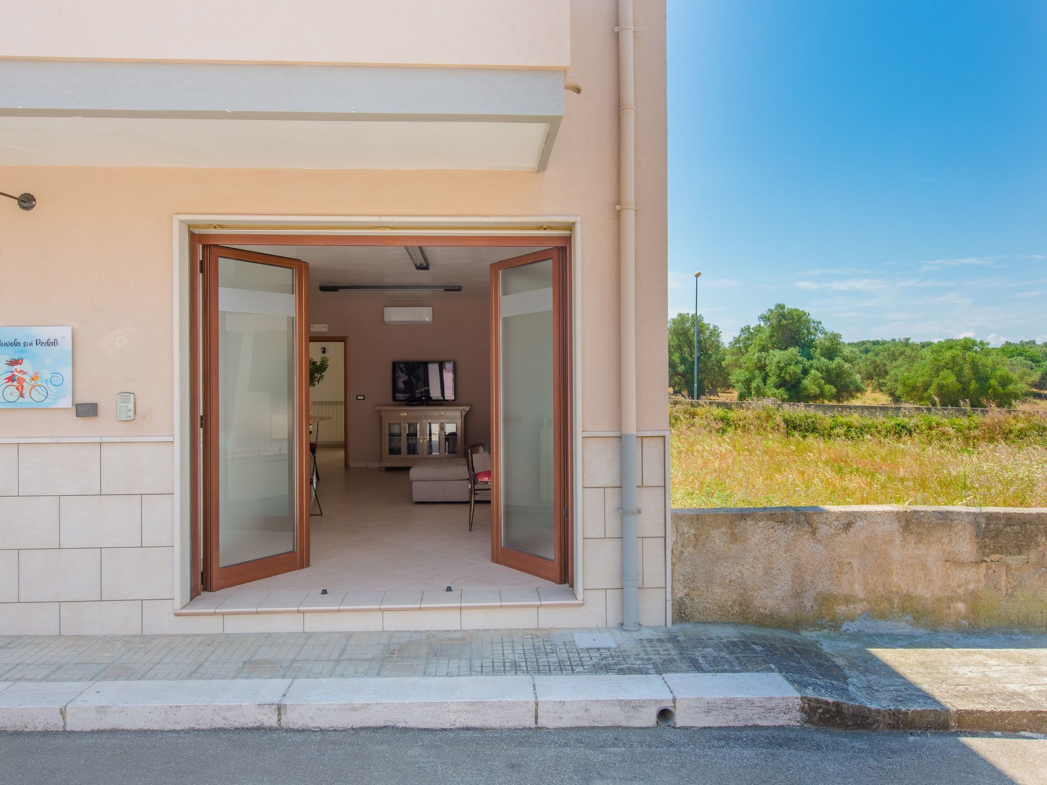 Die Wolke auf den Pedalen-Drinnen