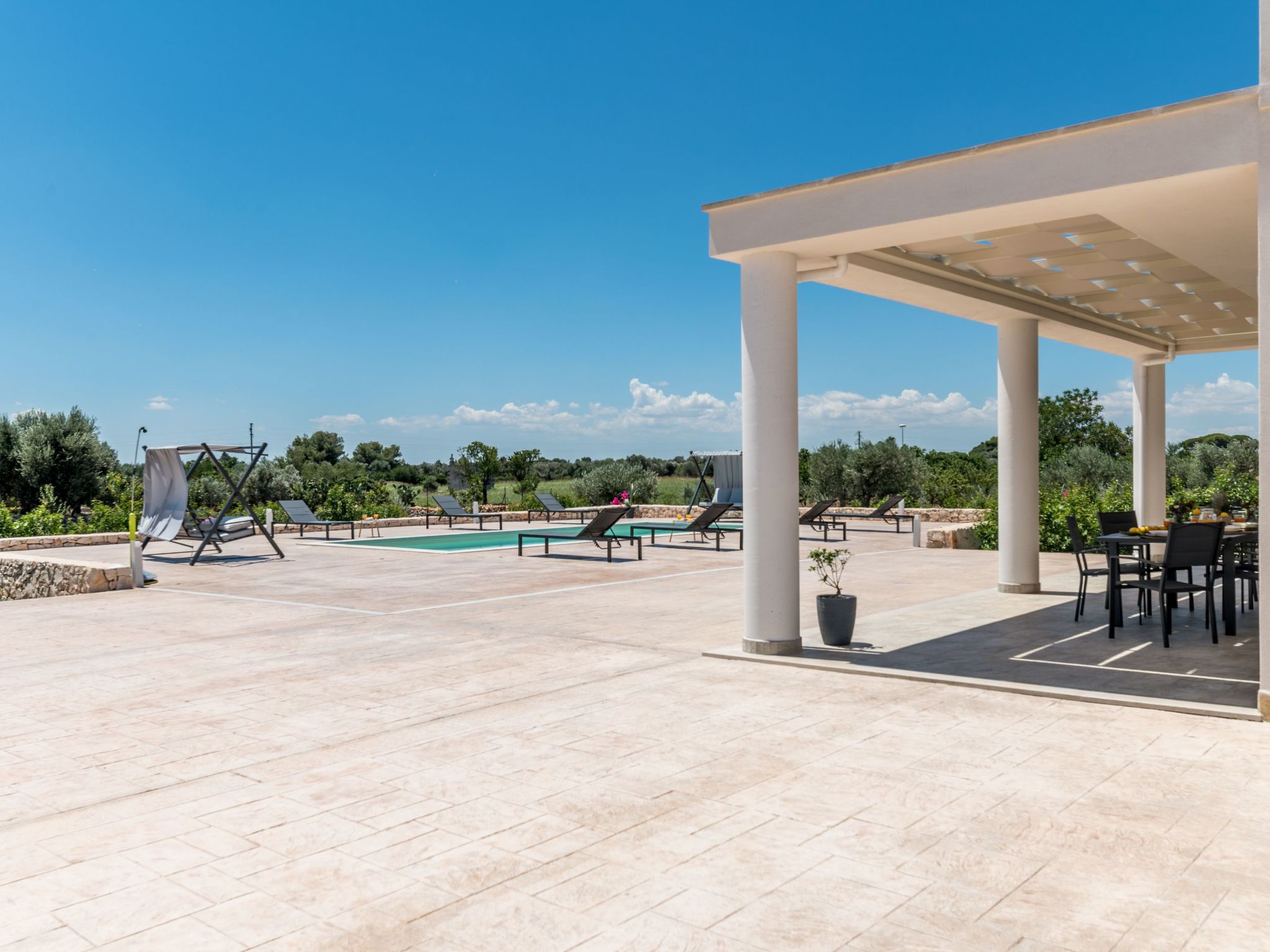 Villa Gioena mit Pool-Binnen