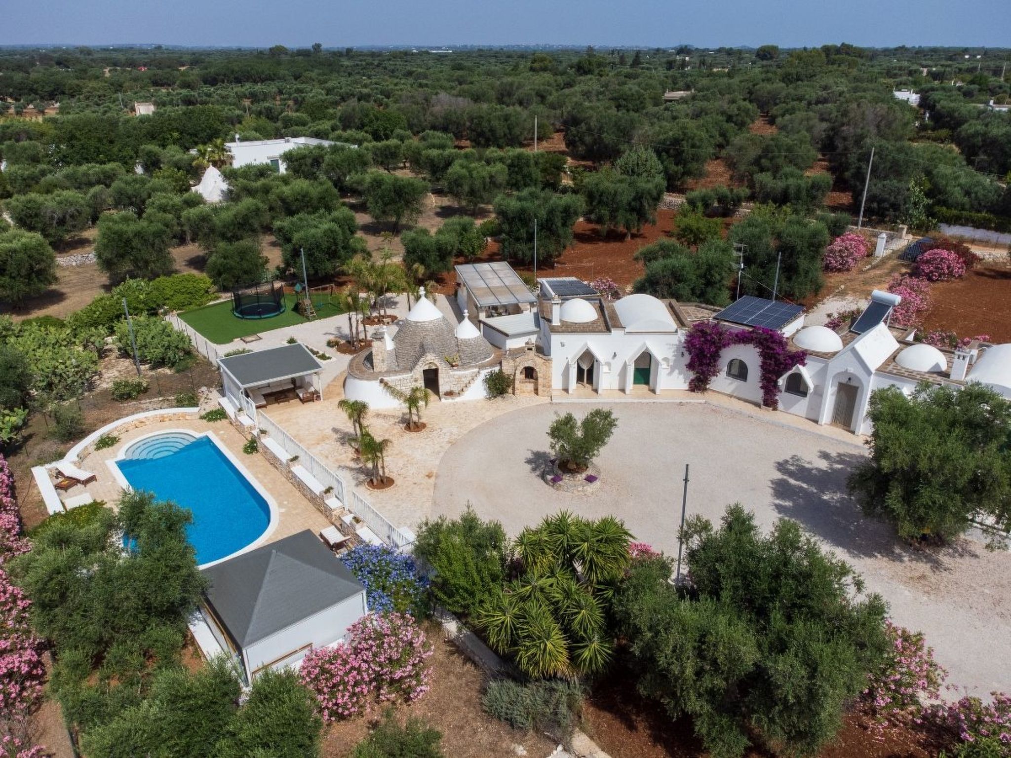 Vakantiehuis met privé zwembad in San Vito Dei Normanni (Italië) voor 10 personen