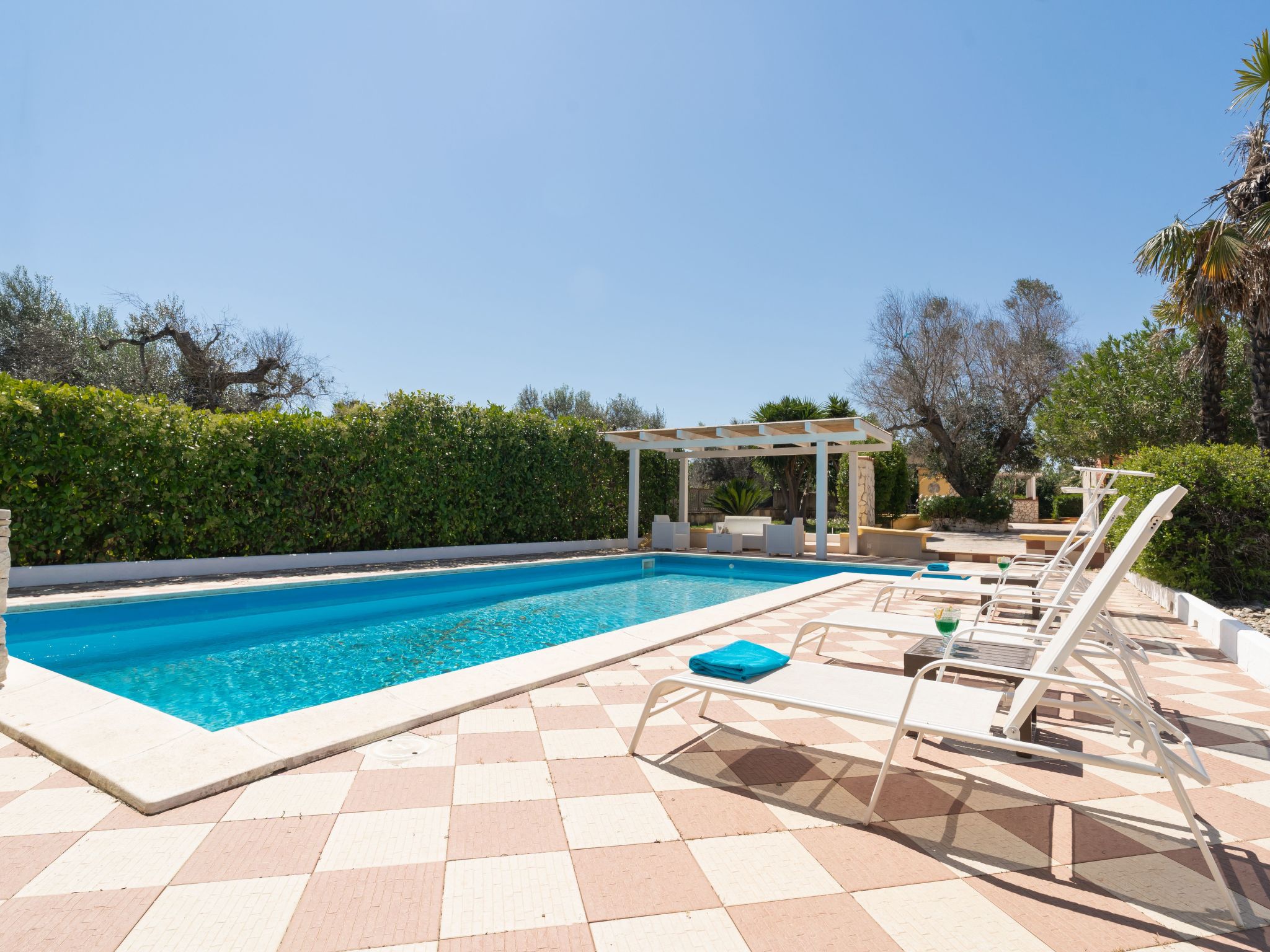 Villa Azzurra mit Pool-Binnen