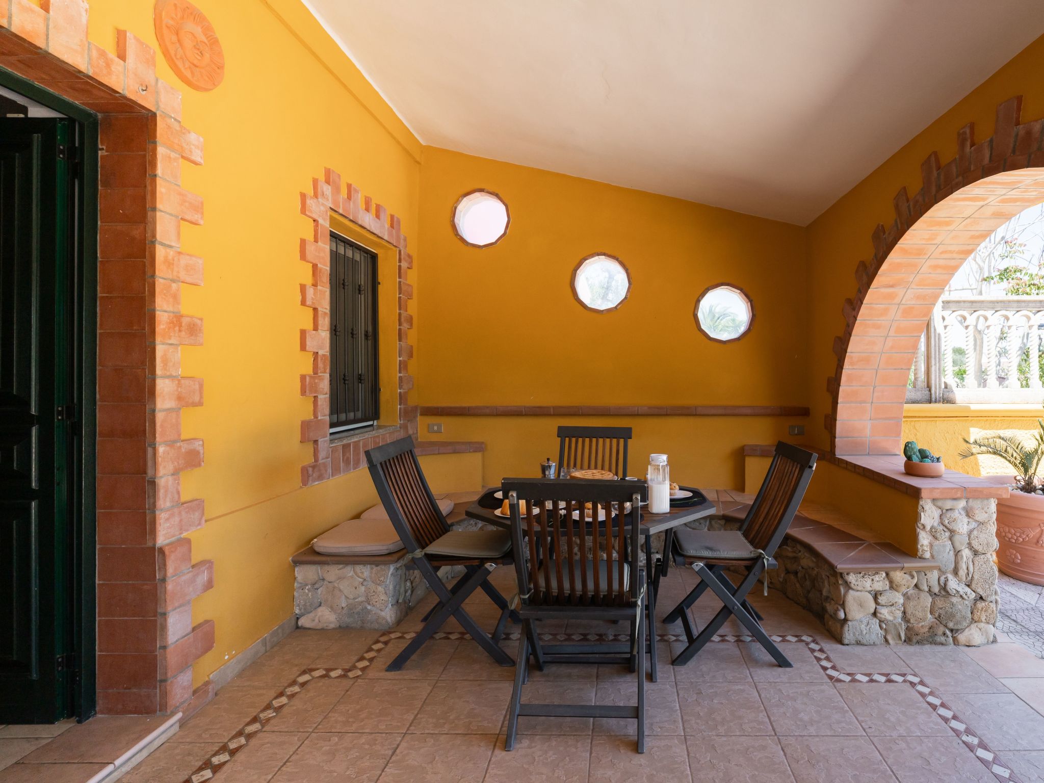 Villa Azzurra mit Pool-Binnen