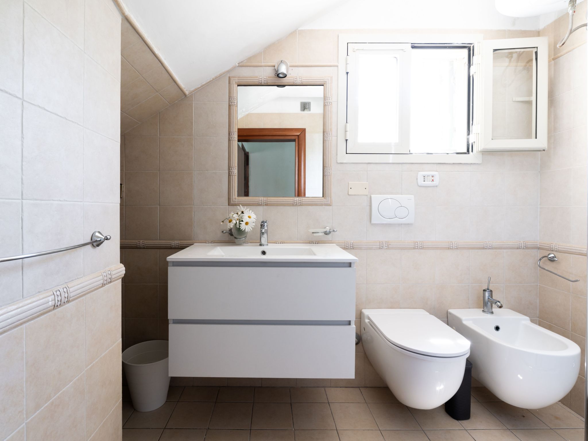 Villa Azzurra mit Pool-Binnen