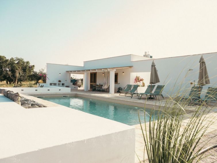 Vakantiehuis met privézwembad in San Vito Dei Normanni in San Vito Dei Normanni