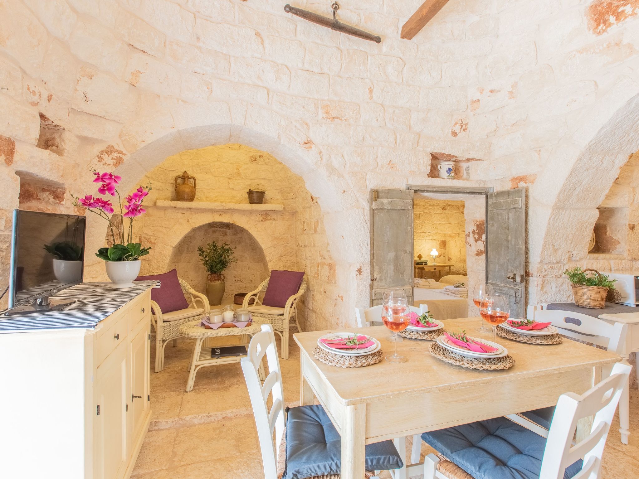 TRULLO  mit pool OSTUNI: Kostenlos: Bettwäsche und Handtücher, 2 Fahrräder, 1 H-Binnen