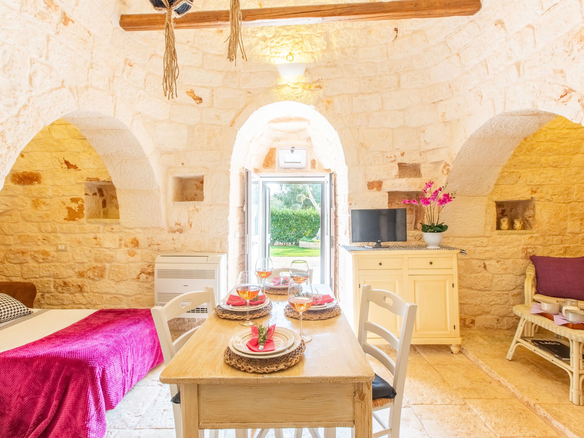TRULLO  mit pool OSTUNI: Kostenlos: Bettwäsche und Handtücher, 2 Fahrräder, 1 H-Binnen