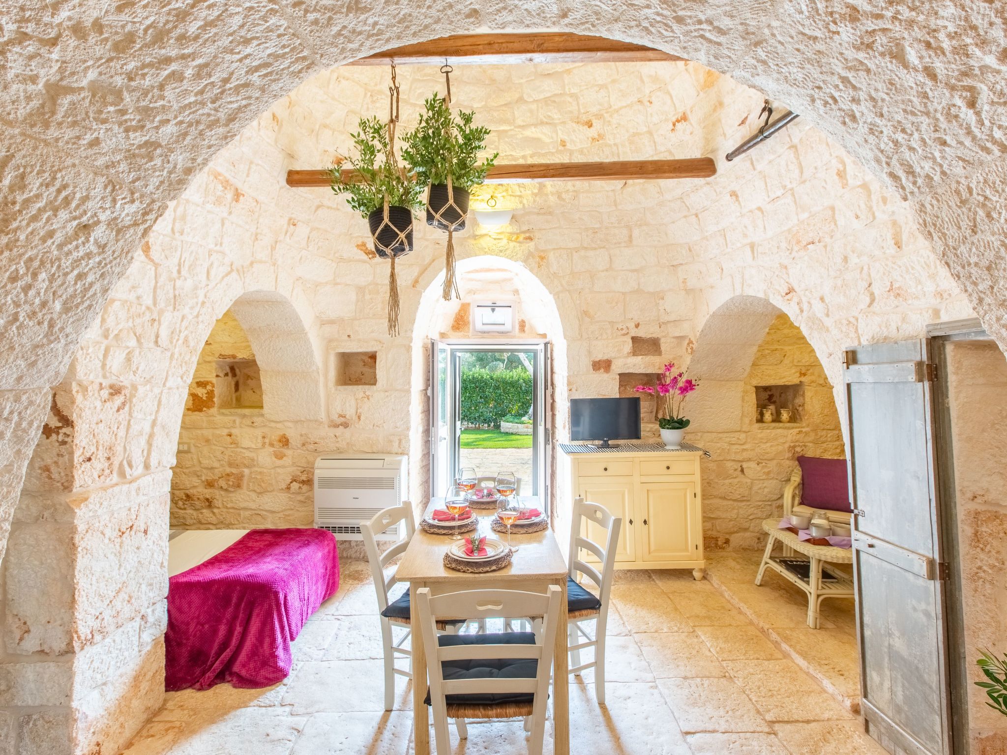 TRULLO  mit pool OSTUNI: Kostenlos: Bettwäsche und Handtücher, 2 Fahrräder, 1 H-Binnen