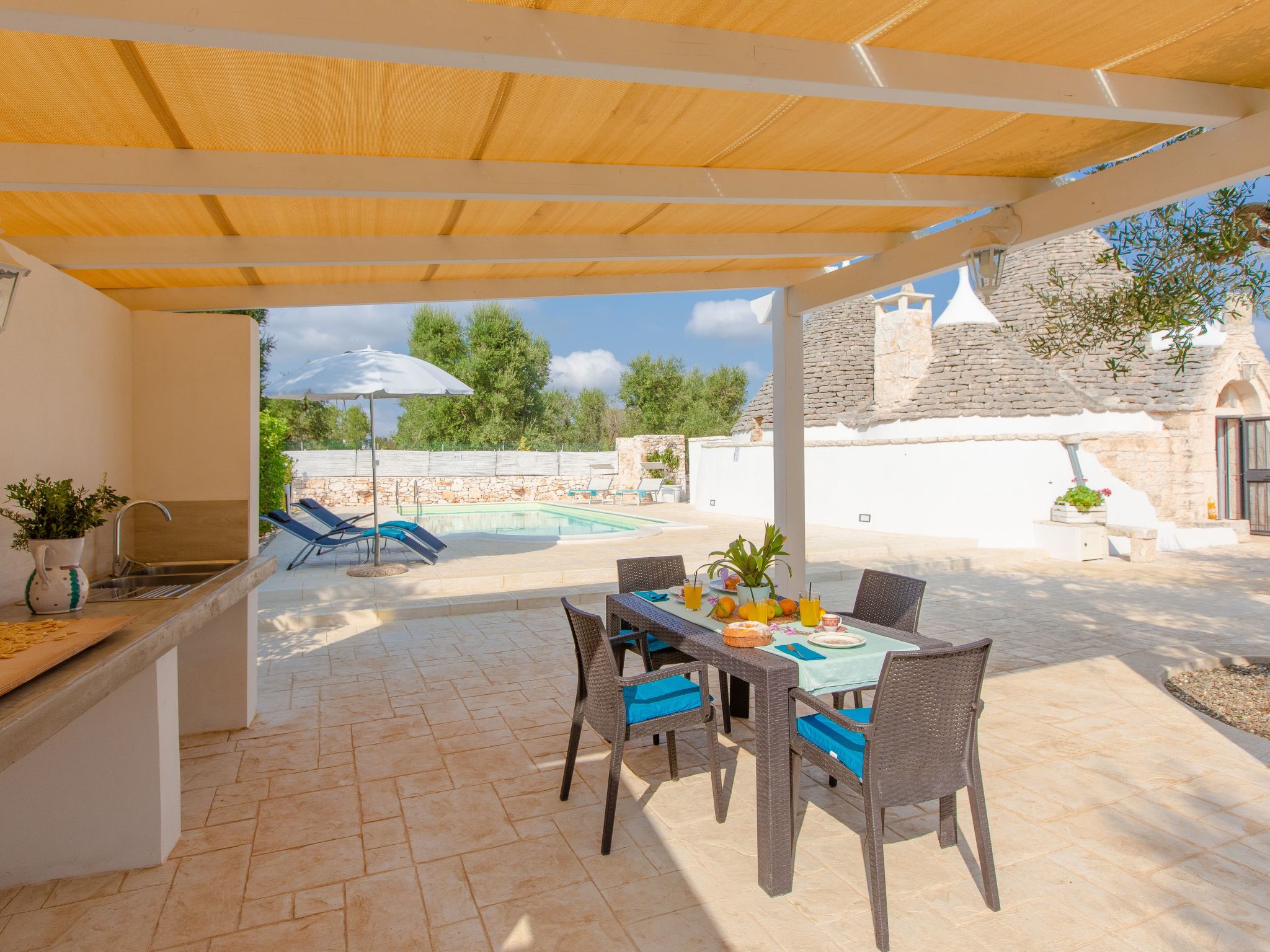 TRULLO  mit pool OSTUNI: Kostenlos: Bettwäsche und Handtücher, 2 Fahrräder, 1 H-Binnen