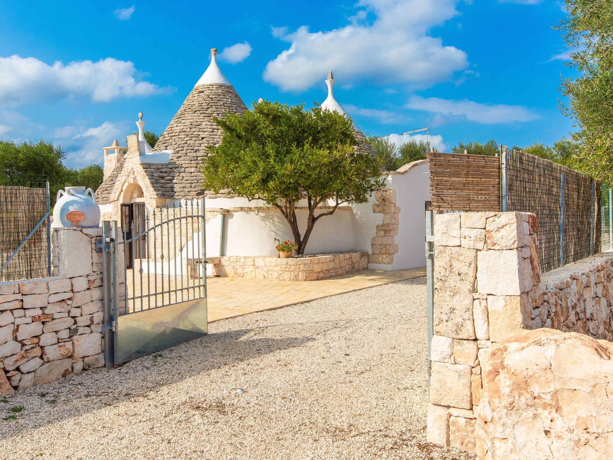 TRULLO  mit pool OSTUNI: Kostenlos: Bettwäsche und Handtücher, 2 Fahrräder, 1 H-Binnen