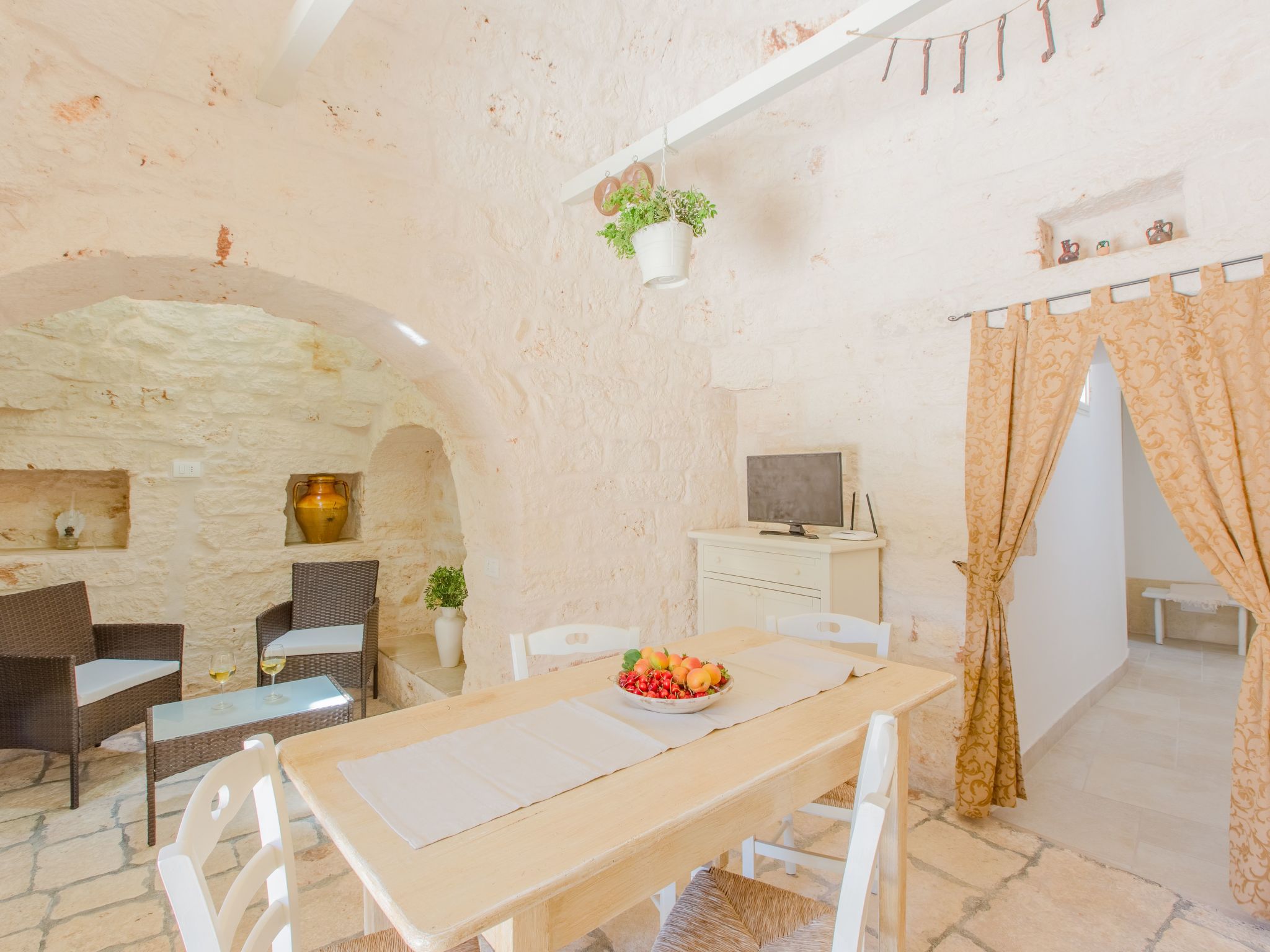 Trullo die Riesenpappel-Dedans