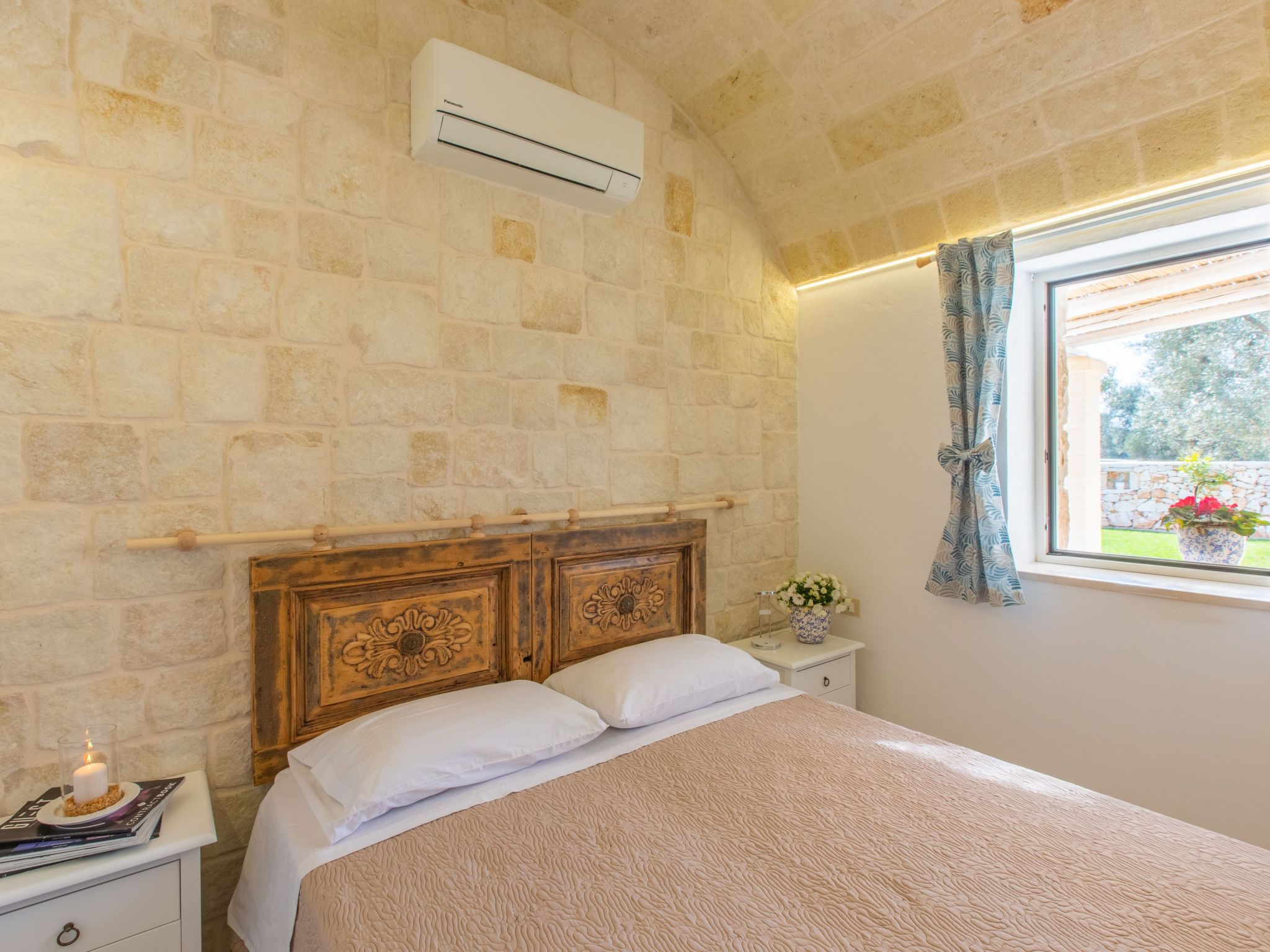 Lamia der Vesper-Dedans