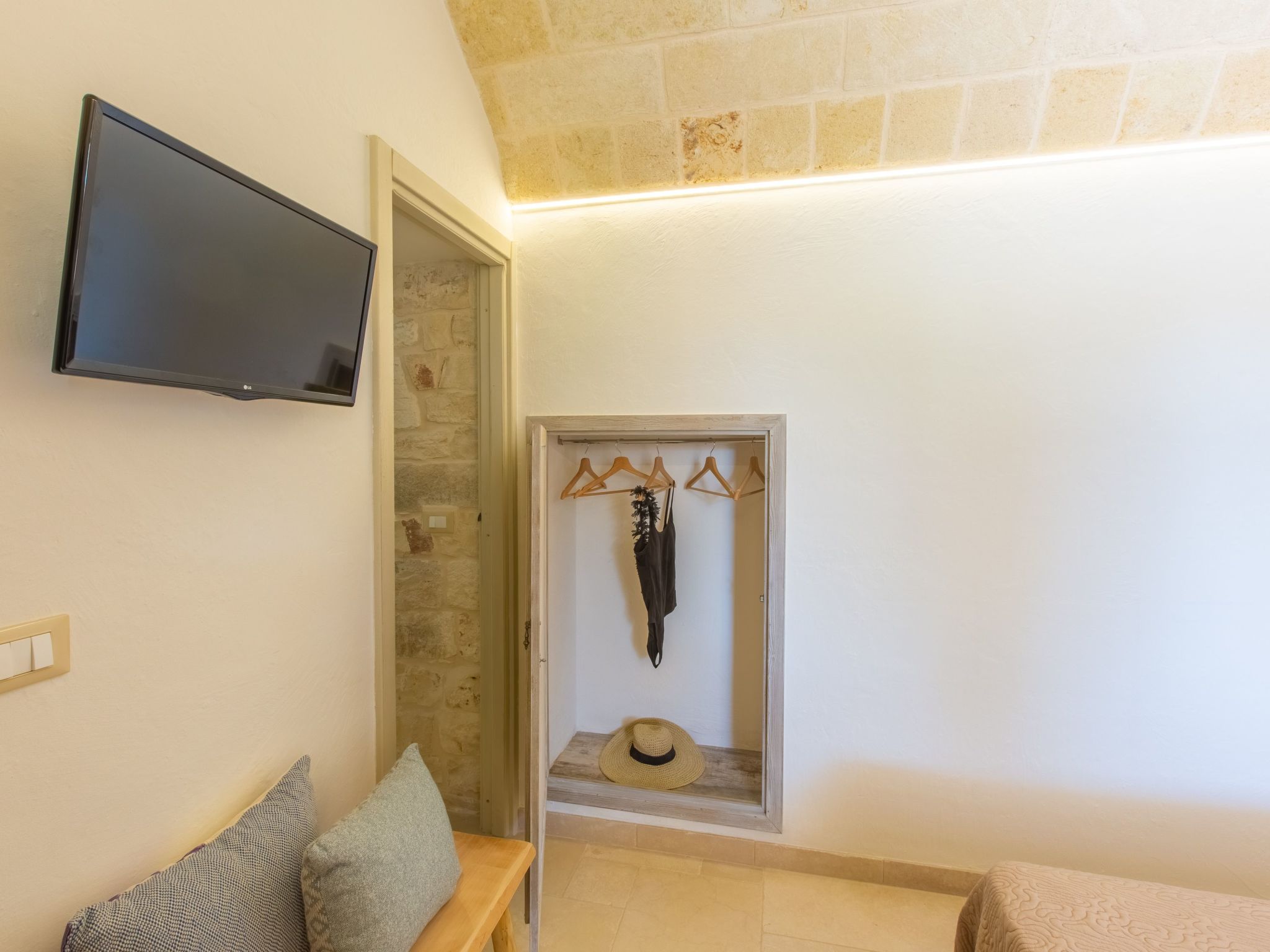 Lamia der Vesper-Dedans