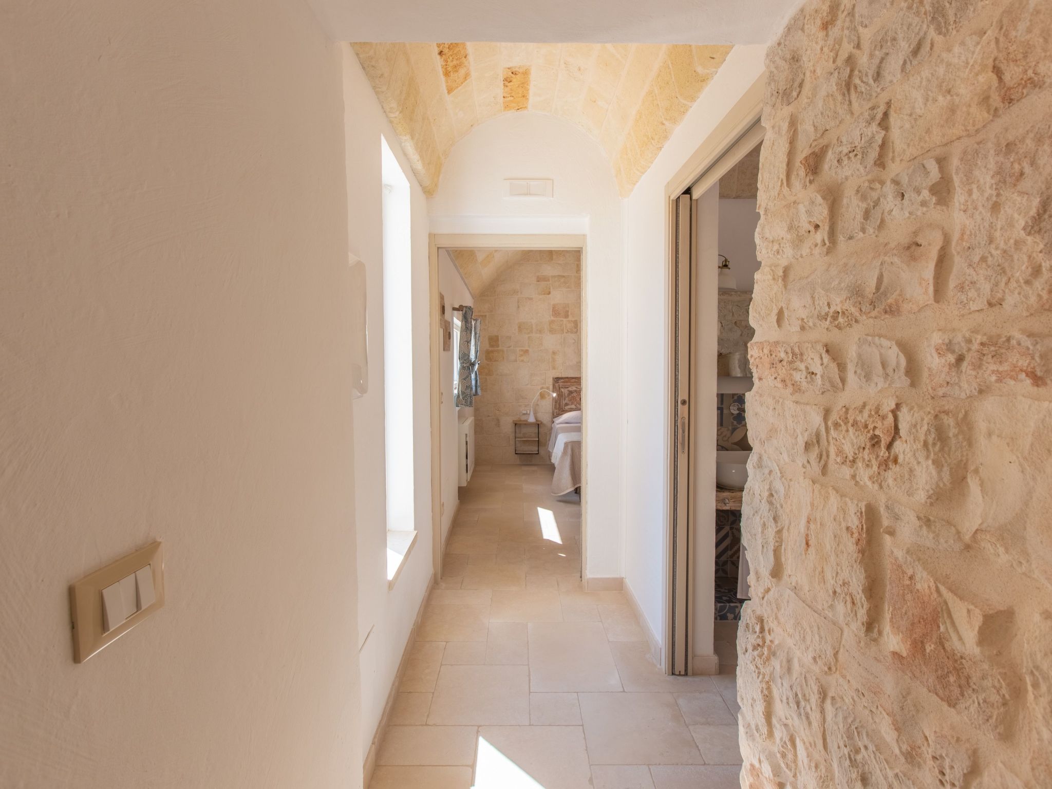 Lamia der Vesper-Dedans