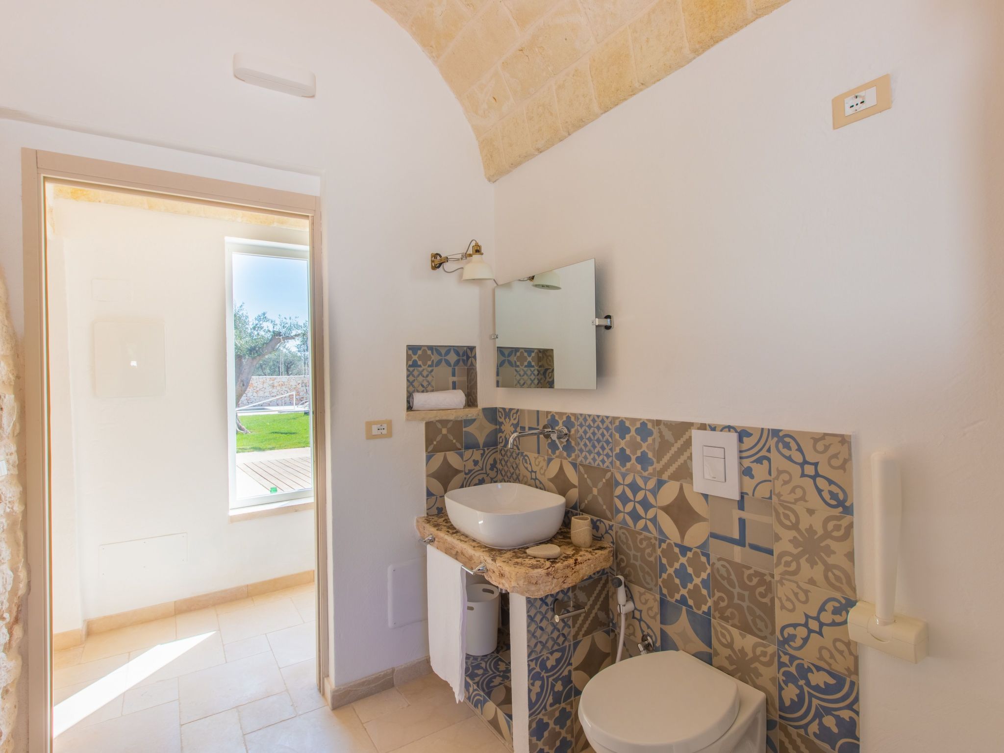 Lamia der Vesper-Dedans