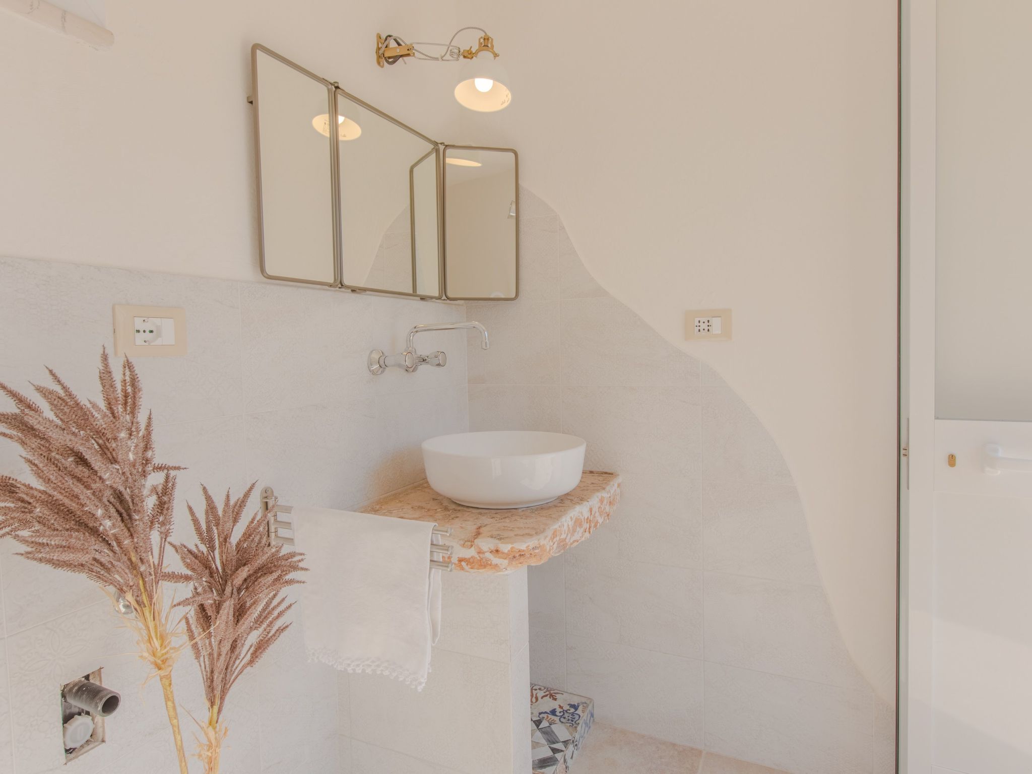 Lamia der Vesper-Dedans