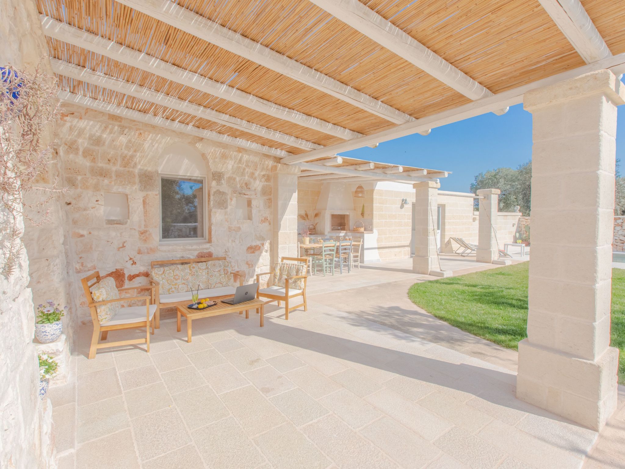 Lamia der Vesper-Dedans