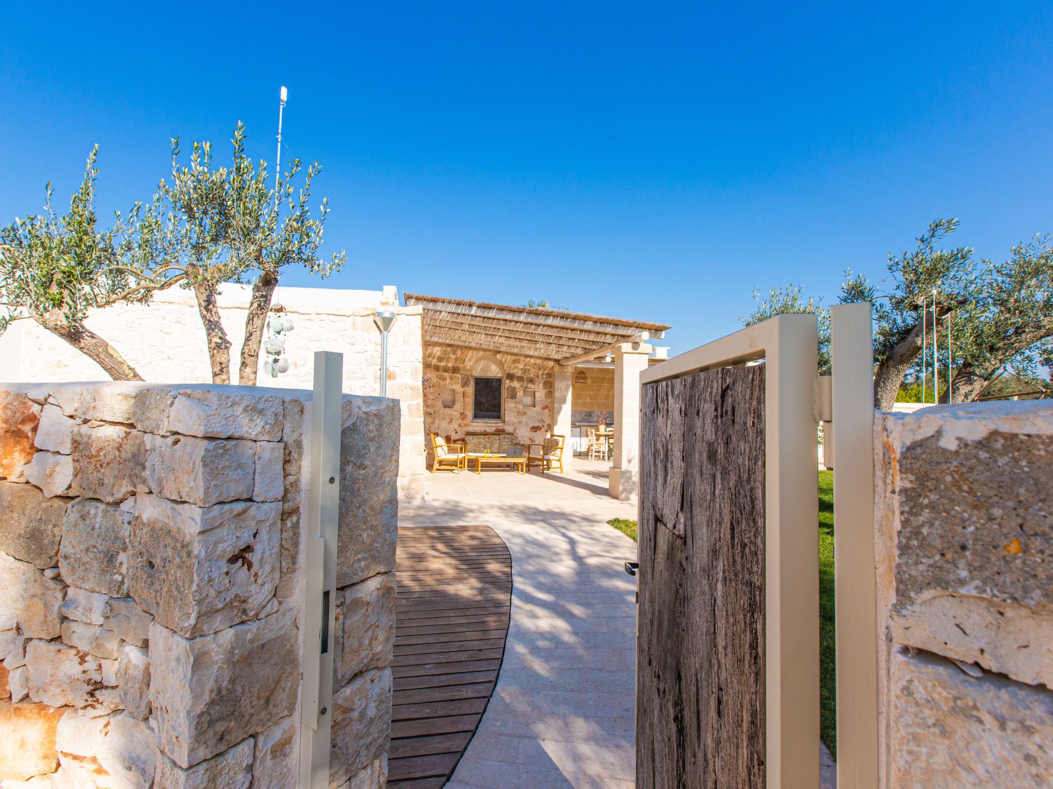 Lamia der Vesper-Dedans