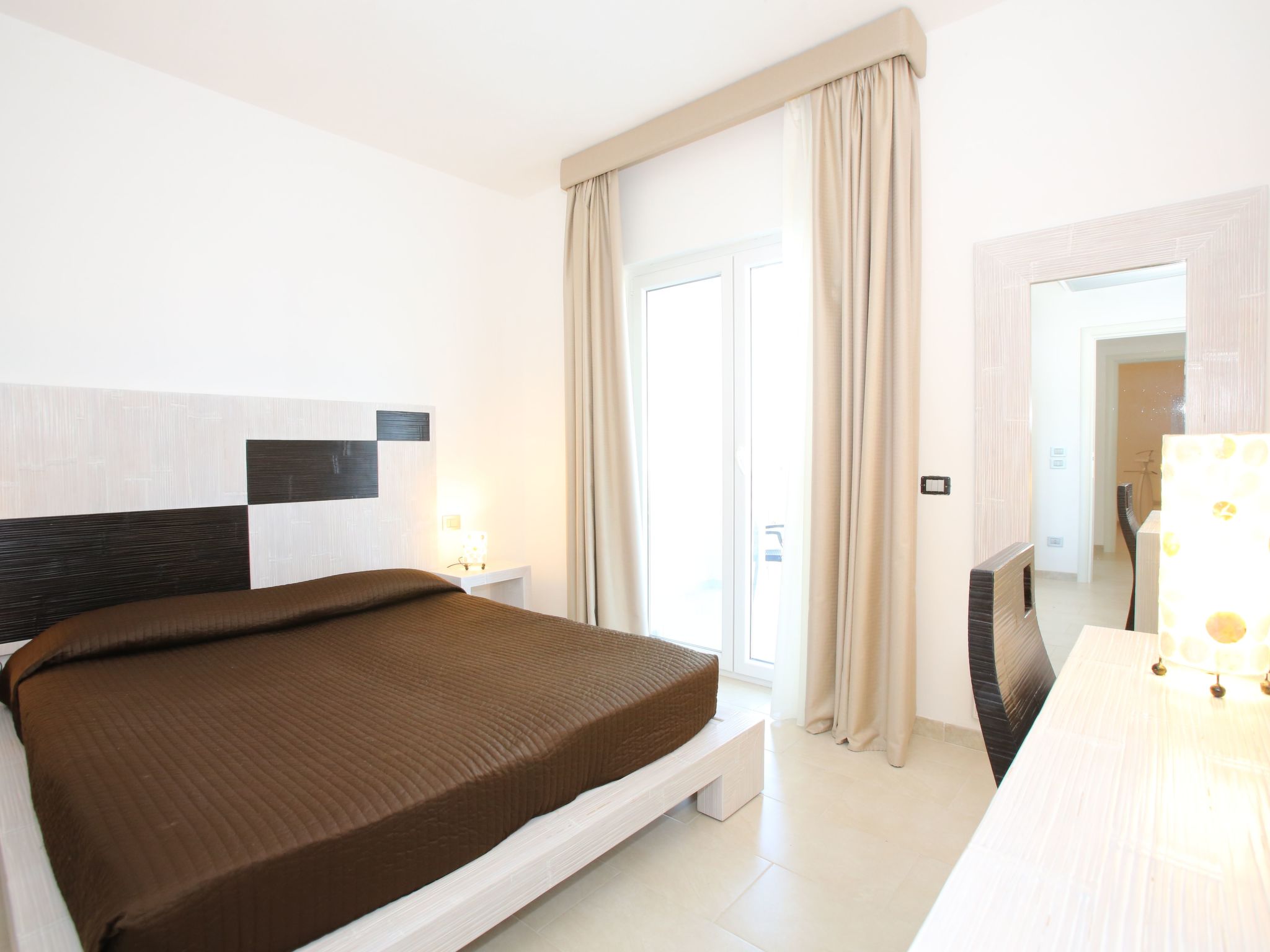 Villa Rea mit Panoramapool-Binnen