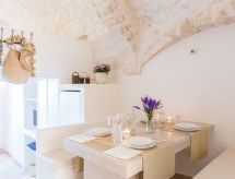 Vista Mare da Zio Piero: vrijstaand huis met zeezicht op 250m van Ostuni-centrum - thumbnail 1