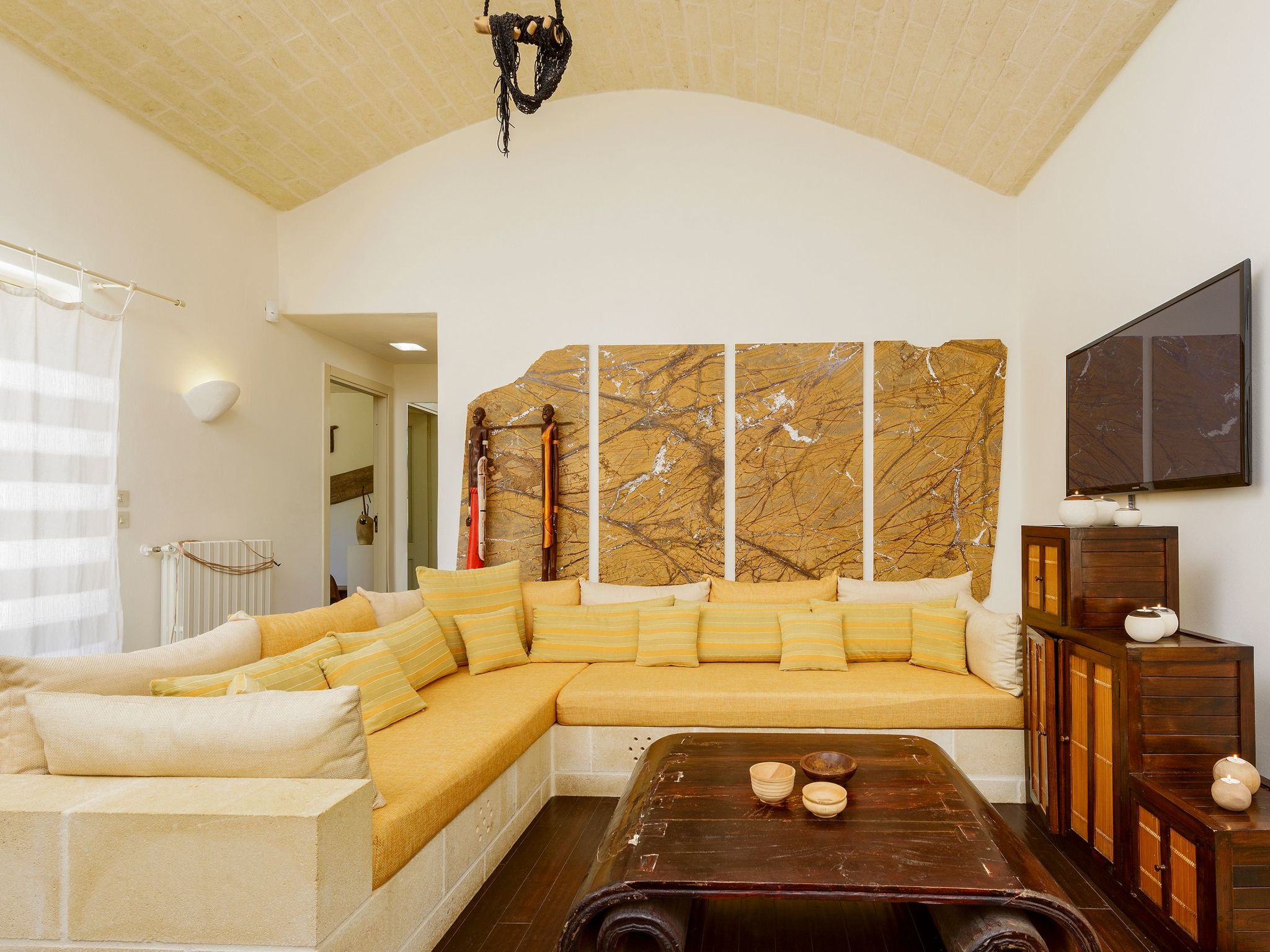 In Ostuni mit Privatem Pool-Drinnen