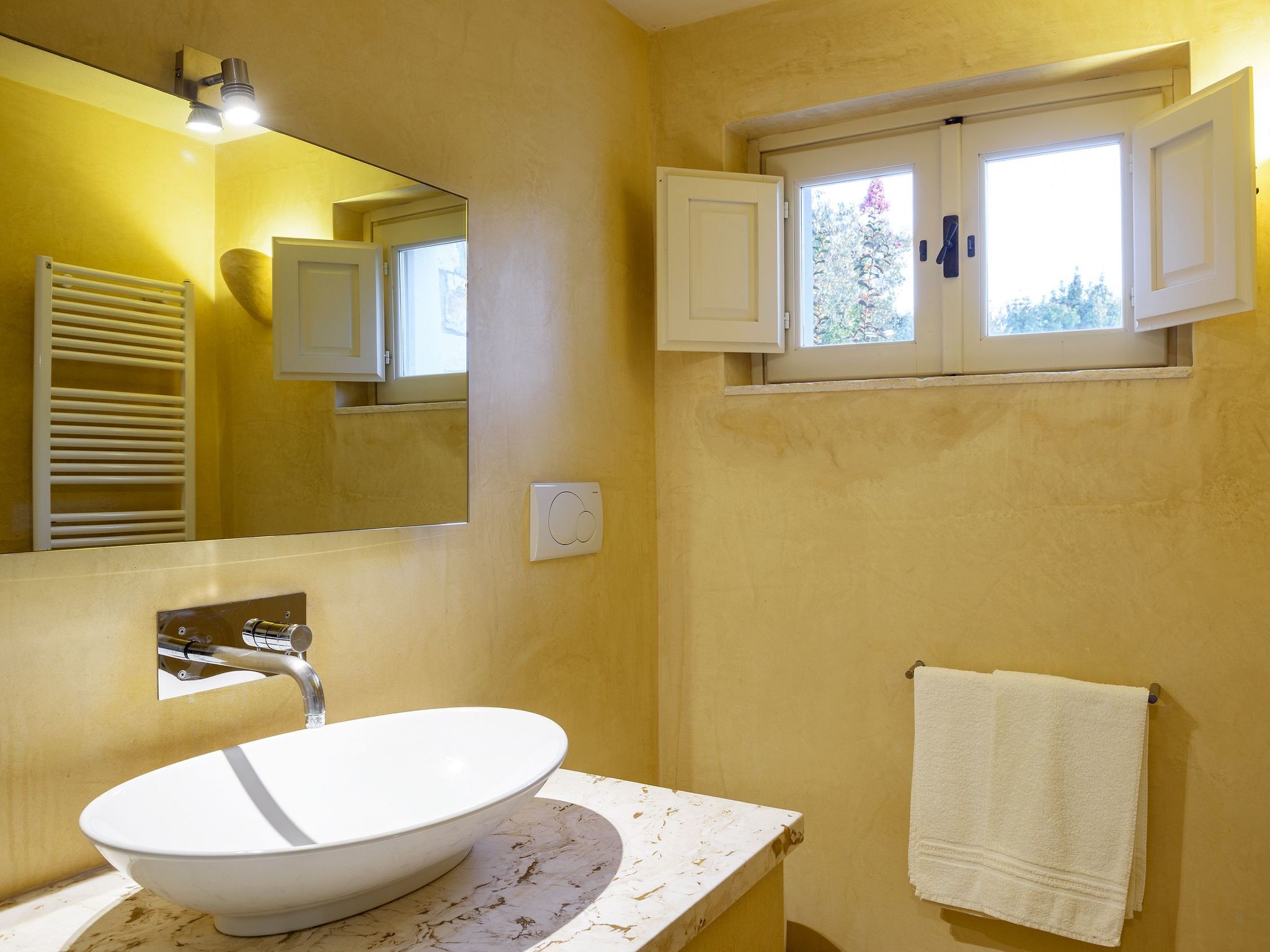 In Ostuni mit Privatem Pool-Drinnen