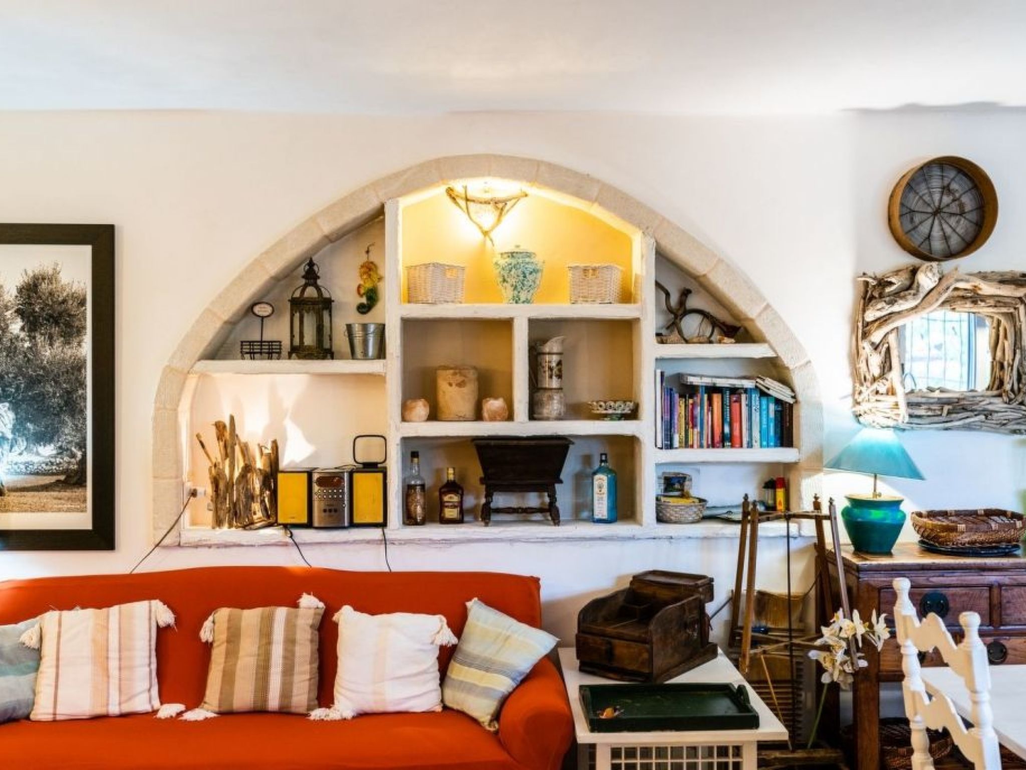 Schönes Steinhaus mit Pool und Panoramablick-Drinnen