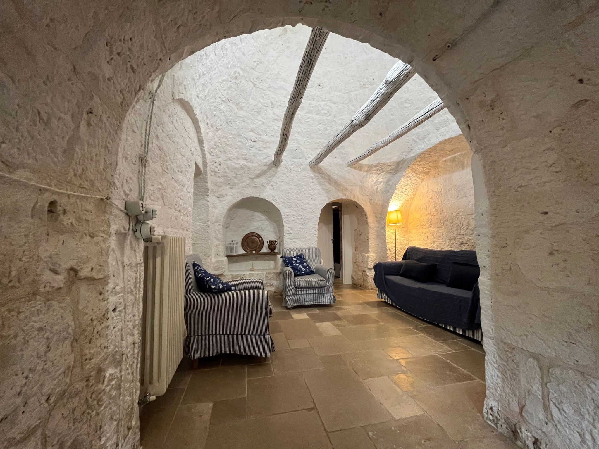 Trullo auf dem Lande in Ostuni mit privatem Pool-Inside