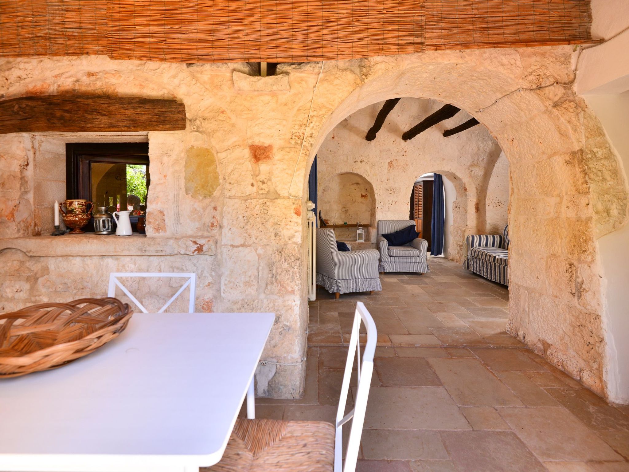 Trullo auf dem Lande in Ostuni mit privatem Pool-Inside