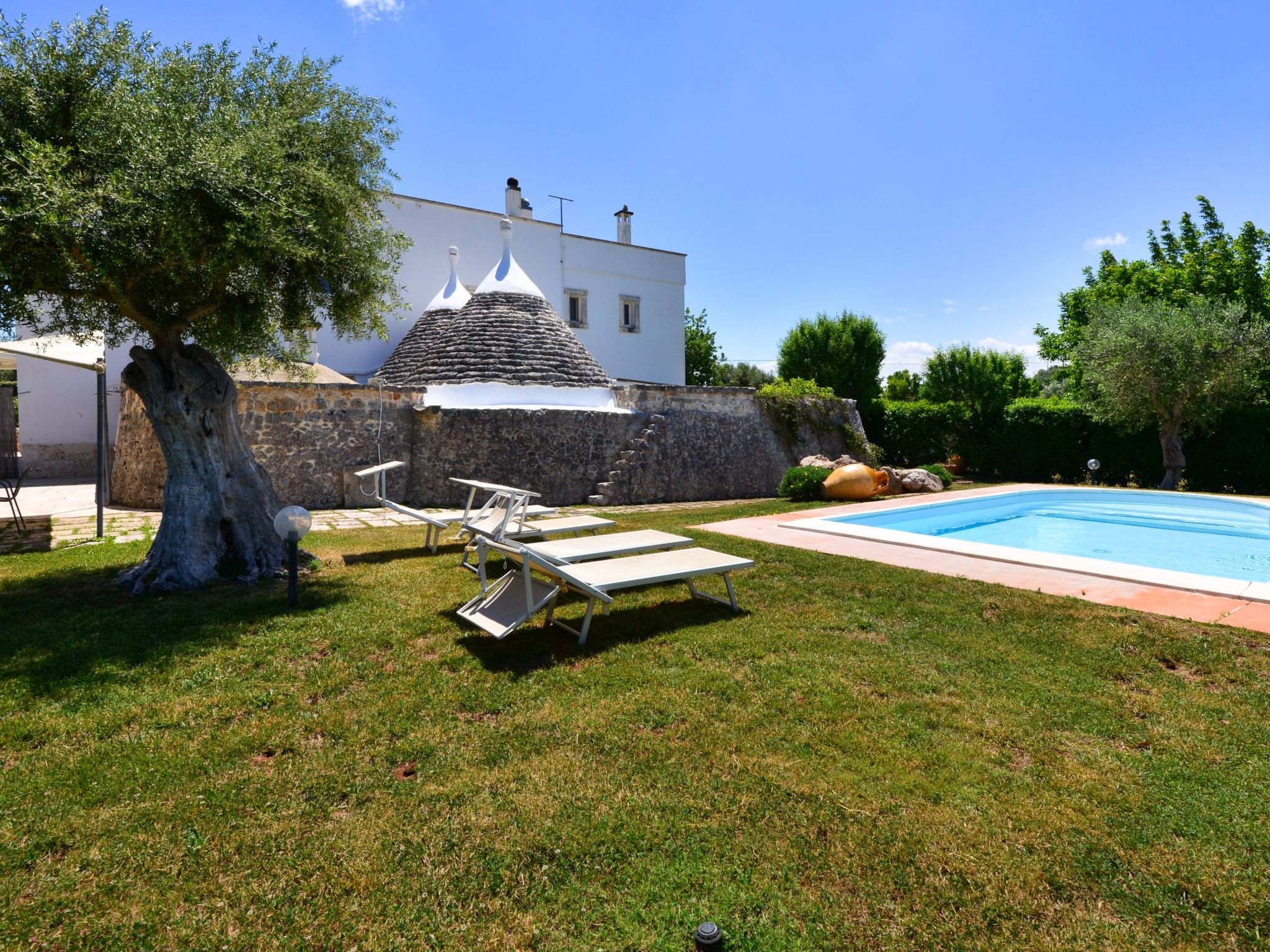 Trullo auf dem Lande in Ostuni mit privatem Pool-Inside