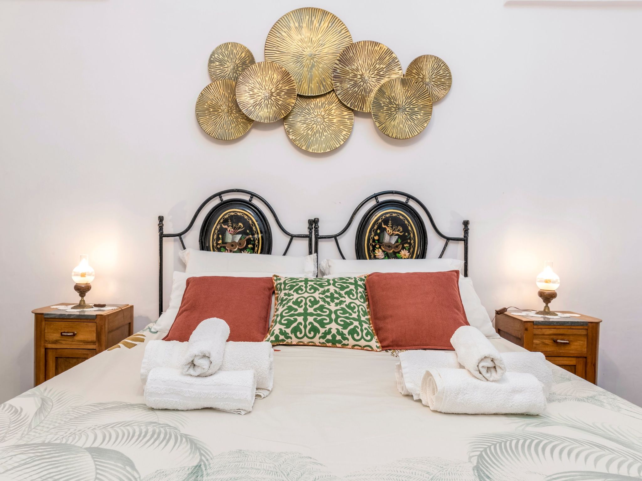 Oma Im Haus in der Mitte-Binnen