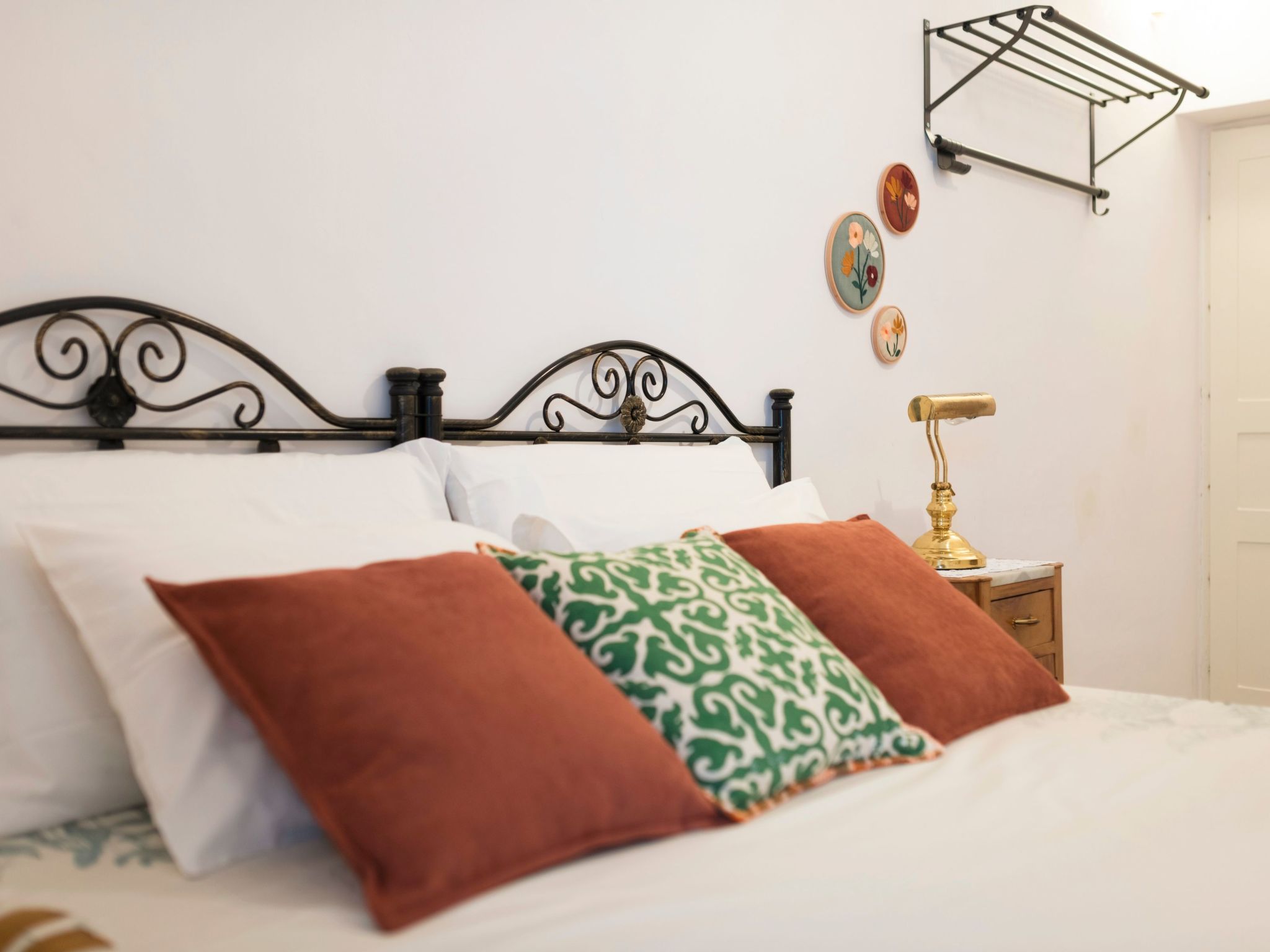 Oma Im Haus in der Mitte-Binnen