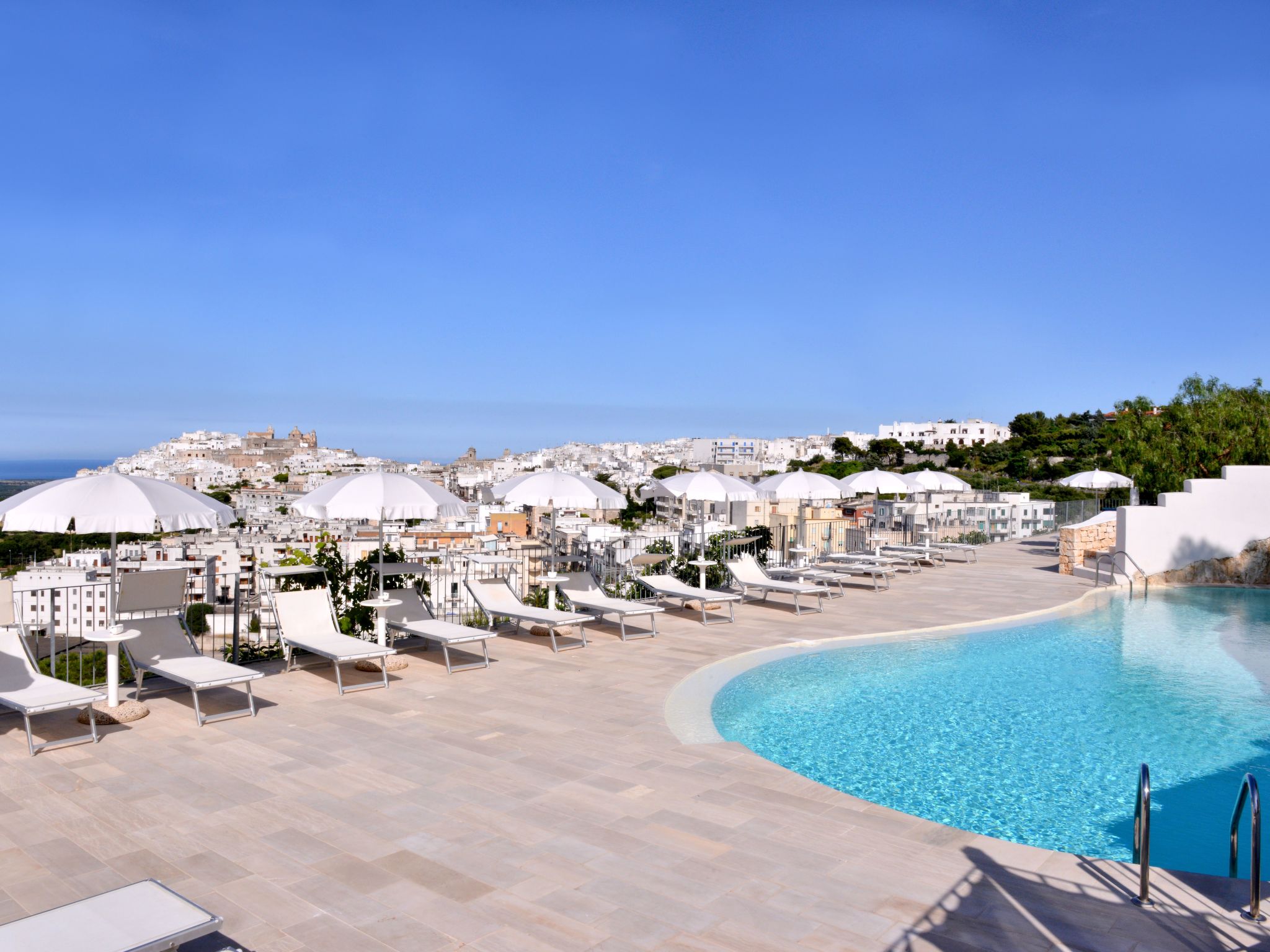 Villa Artemide - piscina panoramica - vista WOW!-Drinnen