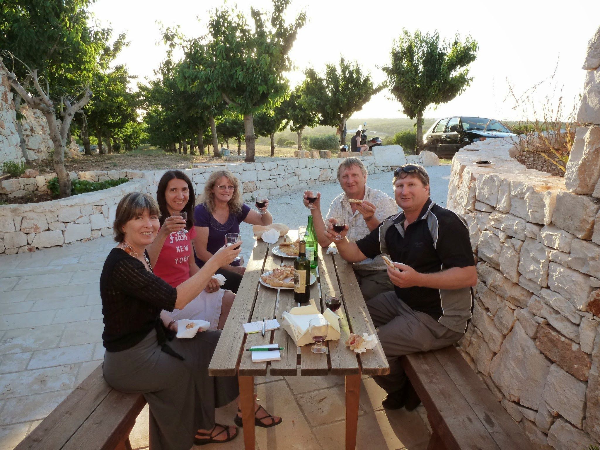 Kirschbaum Trullo, Entspannung und Essen und Wein-Image-tags.info