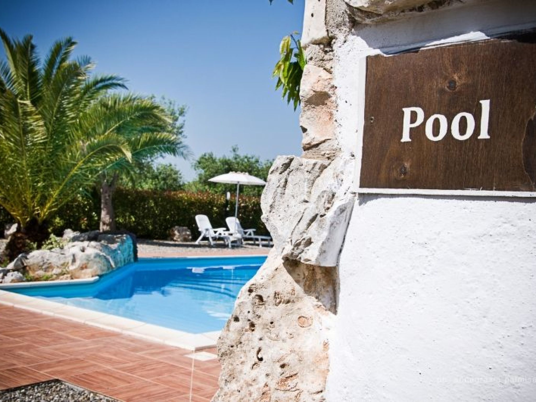 Trullo degli Archi, Entspannung und Essen und Wein-Image-tags.info