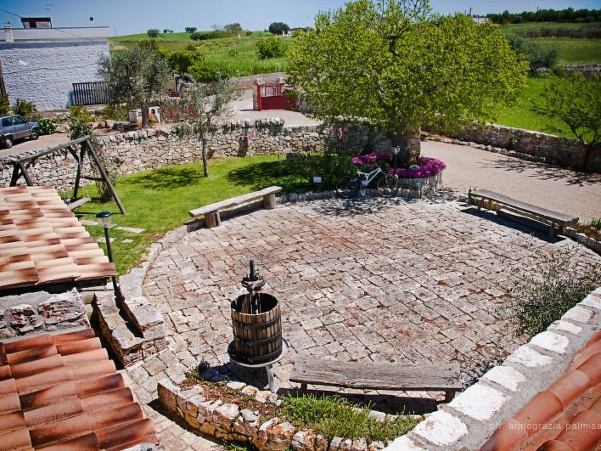 Trullo degli Archi, Entspannung und Essen und Wein-Image-tags.info