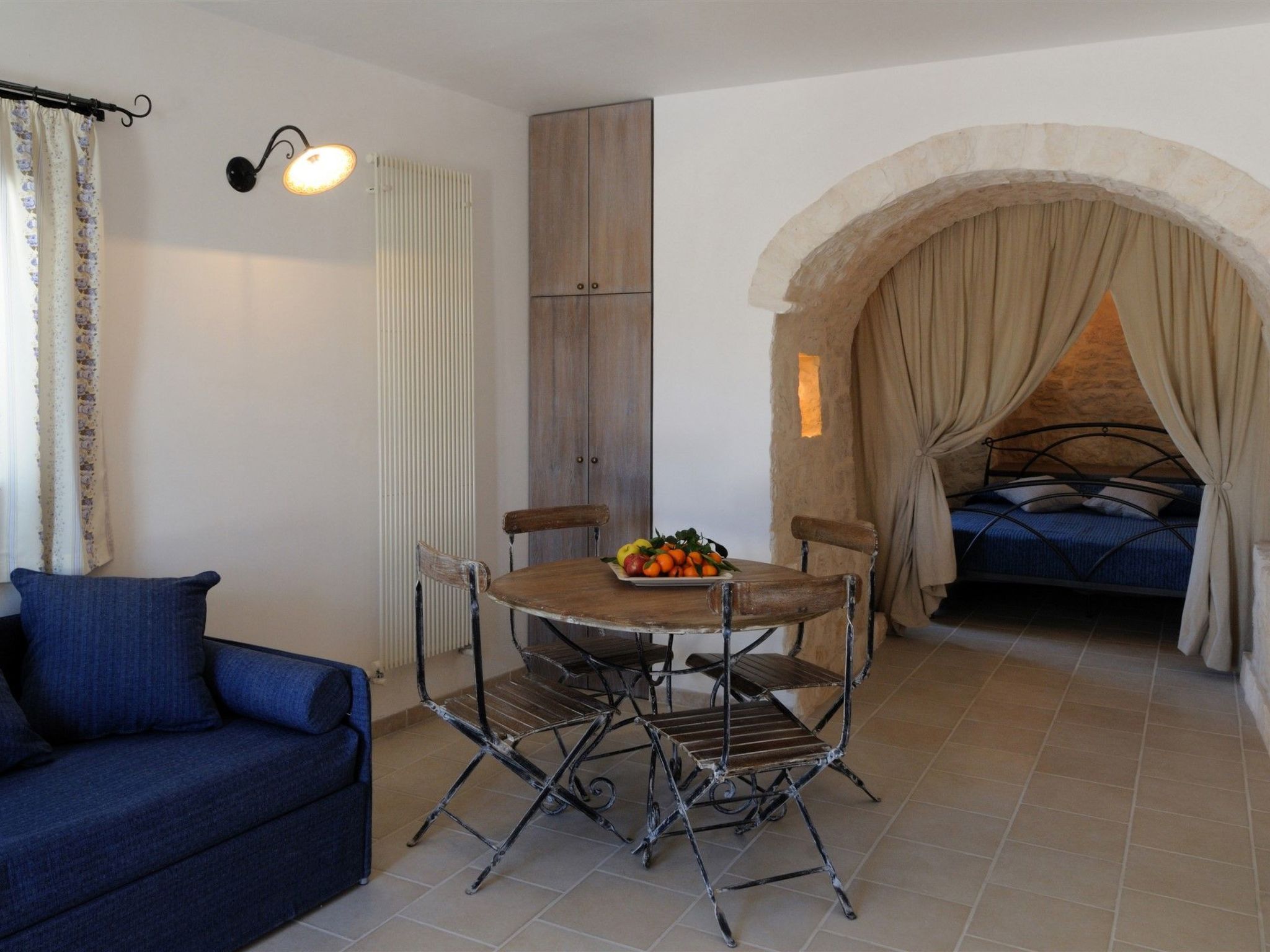 Neuer fabelhafter Trullo mit privatem Pool-Binnen