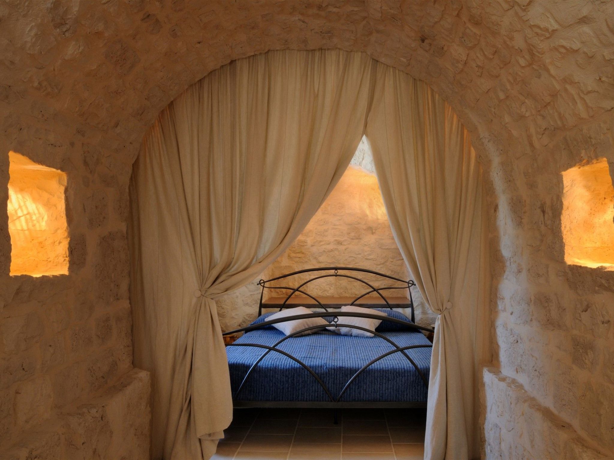 Neuer fabelhafter Trullo mit privatem Pool-Binnen