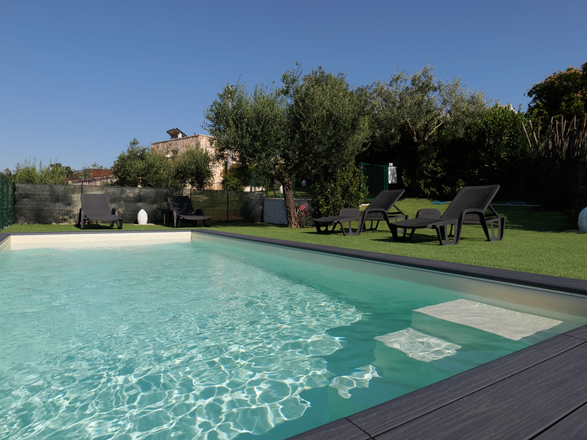 Neuer fabelhafter Trullo mit privatem Pool-Binnen