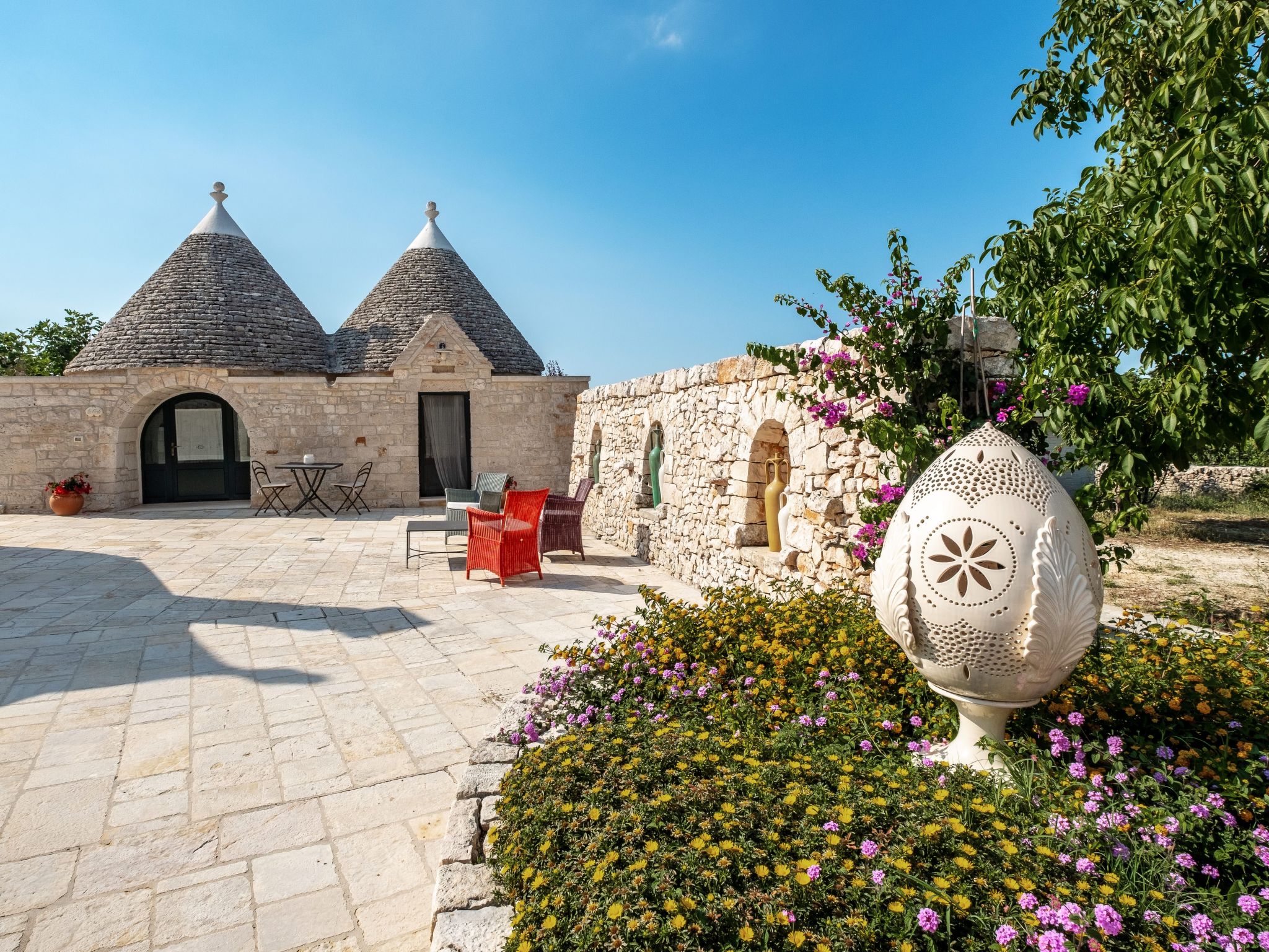 Wohnung auf einem Bauernhof mit Trulli und Schwimmbad