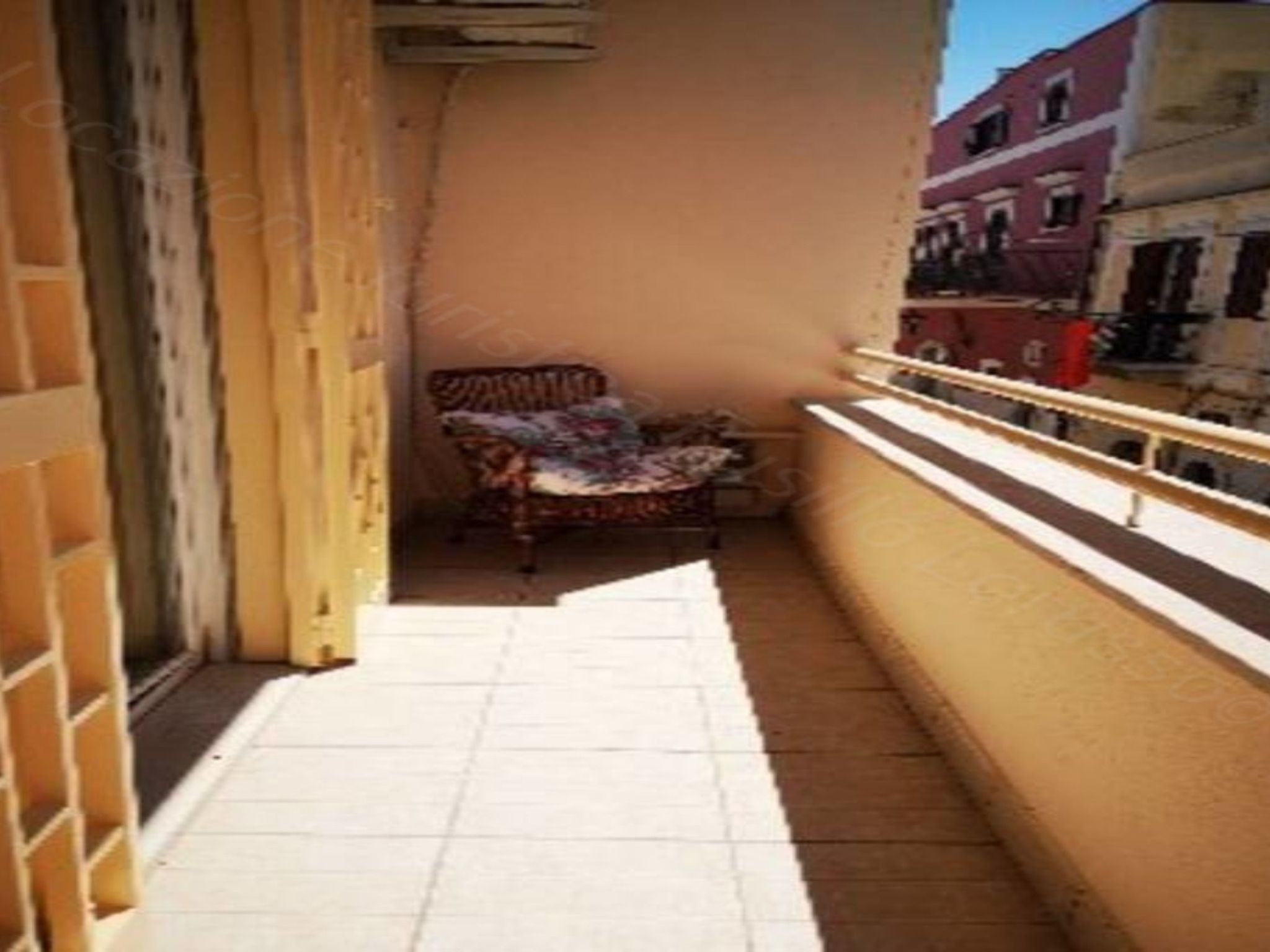 Lorusso touristischer Standort-Inside