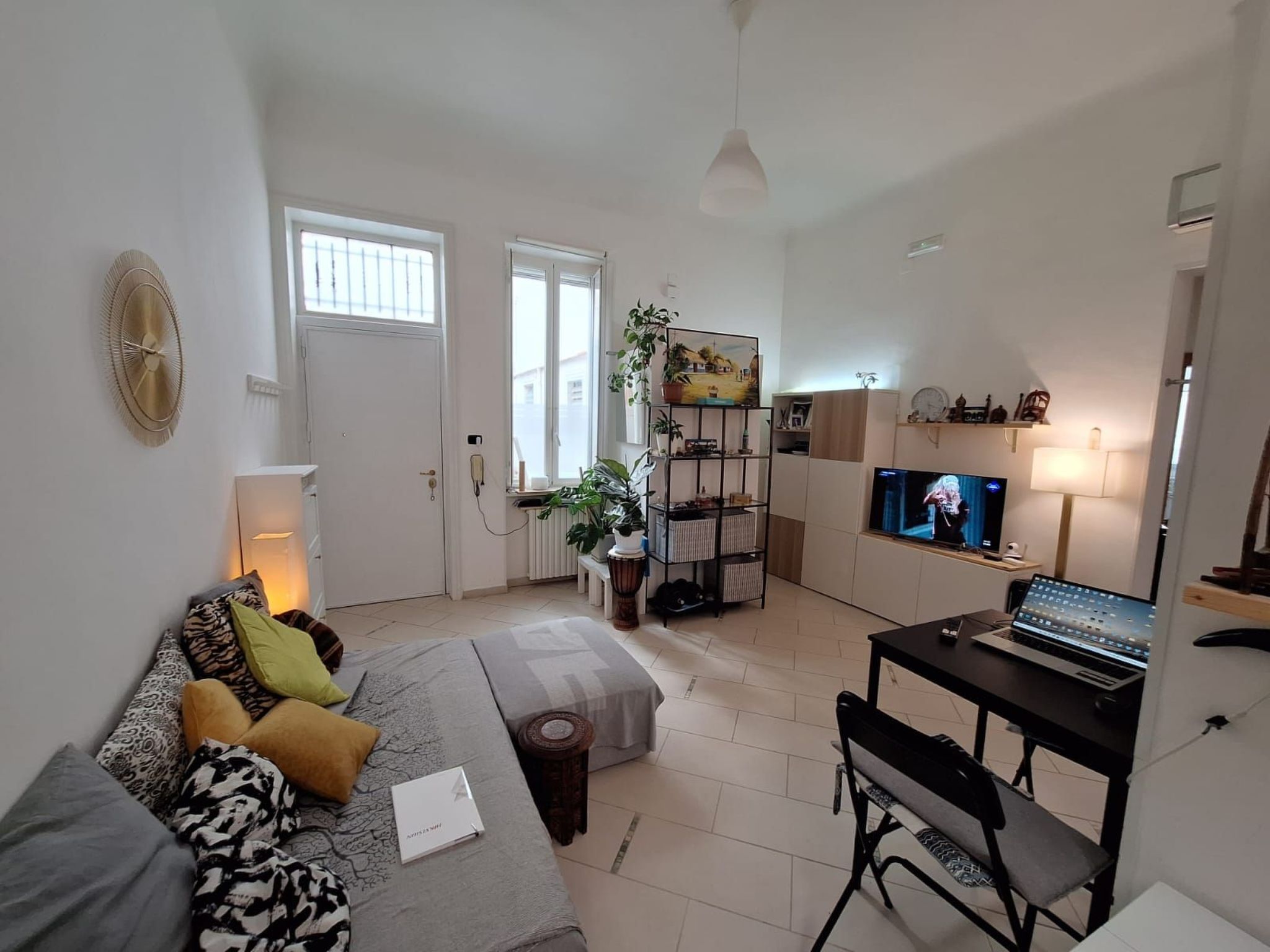 Touristenwohnheim "Via tanzi 27 bari"