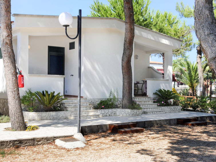 Search and Stay destination Provincia di Foggia, Puglia - Italy from AU$ 117. Villaggio San Pablo