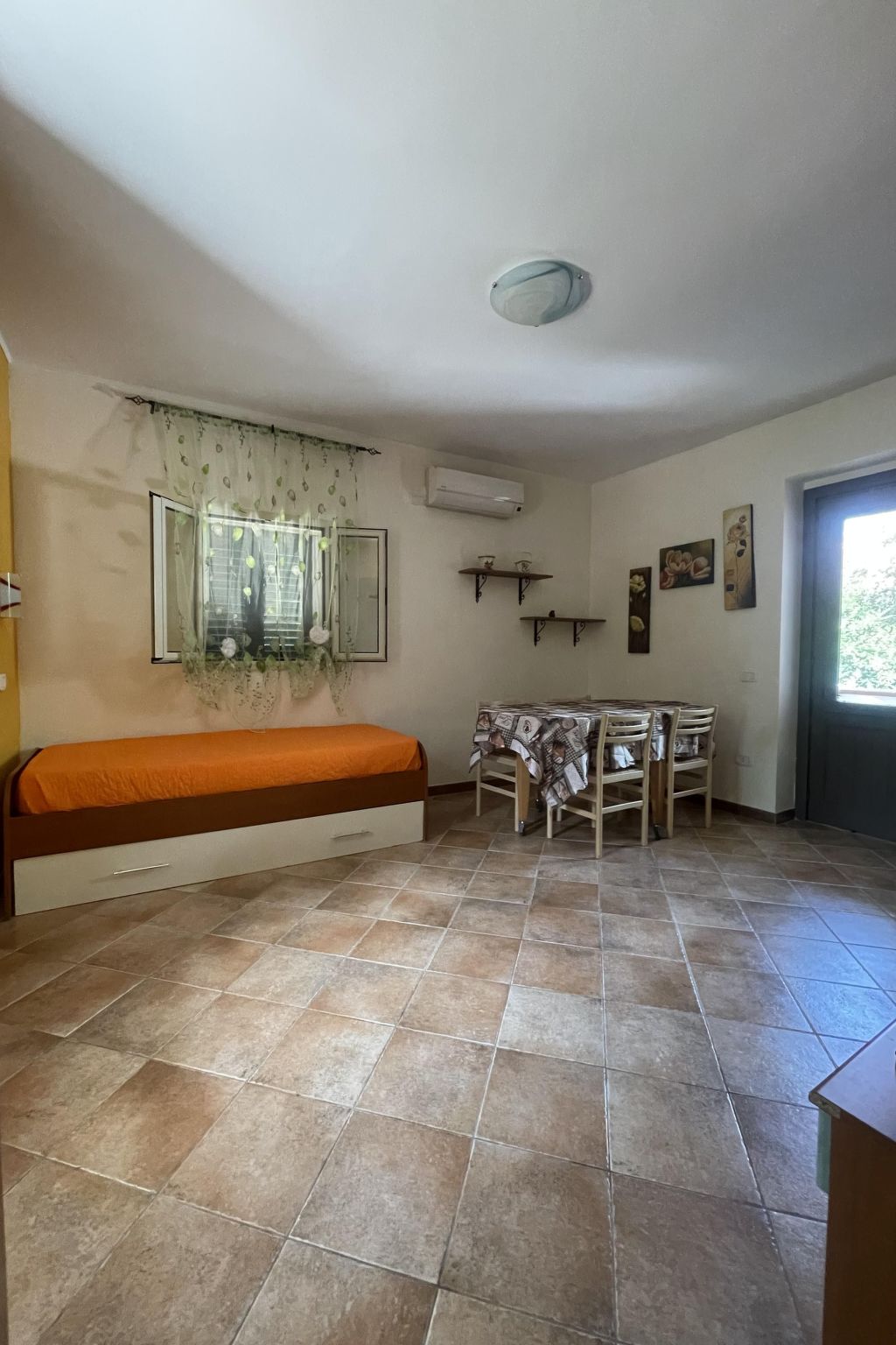 Carla für 4 Personen-Binnen