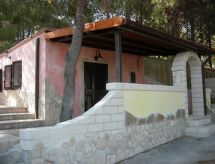 Vrijstaand vakantiehuis aan zee in Vieste, Gargano - thumbnail 2