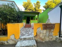 'Carla Gold' mit Wallbox