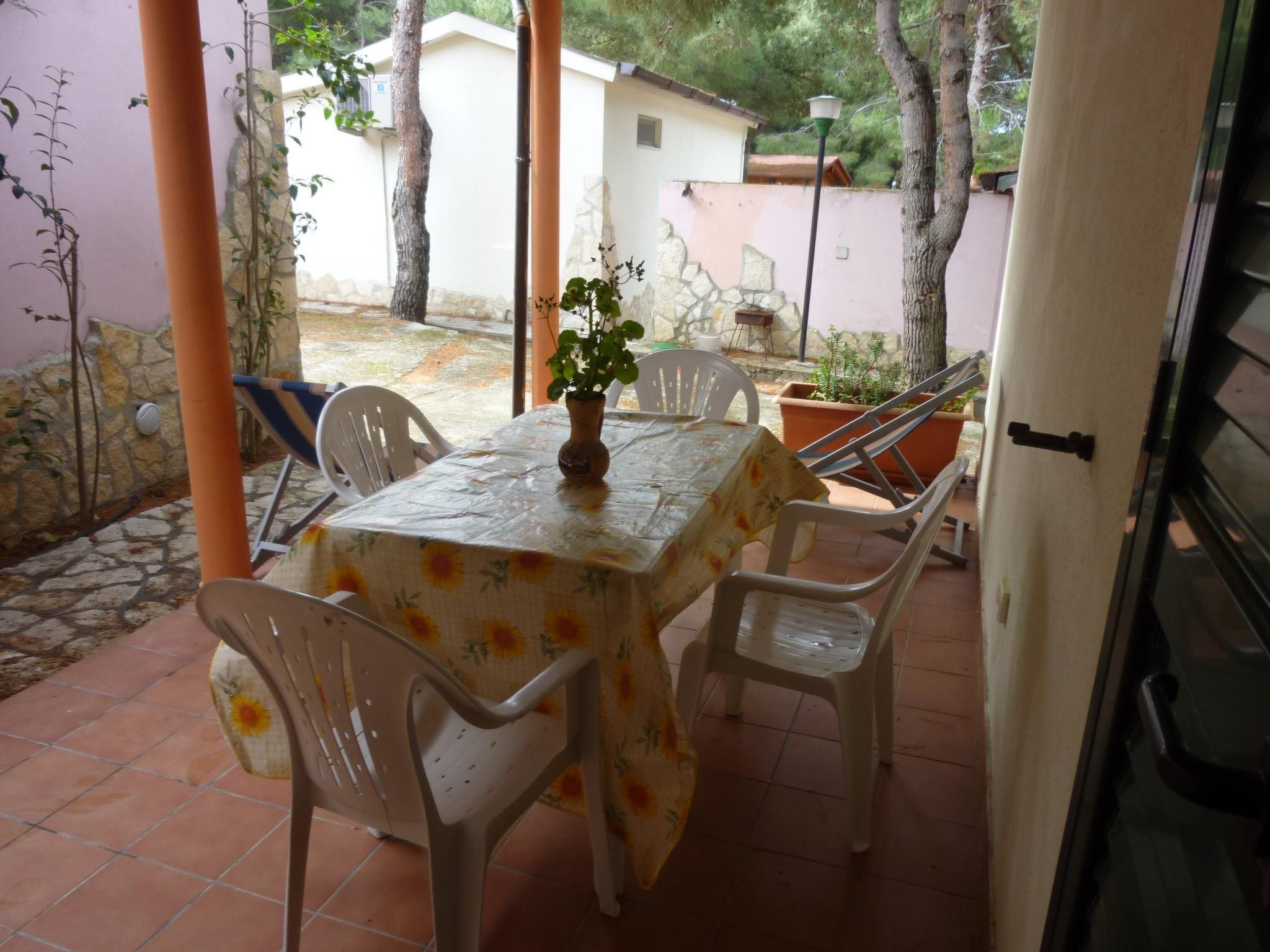 Wohnung in Vieste mit Grill-Inside