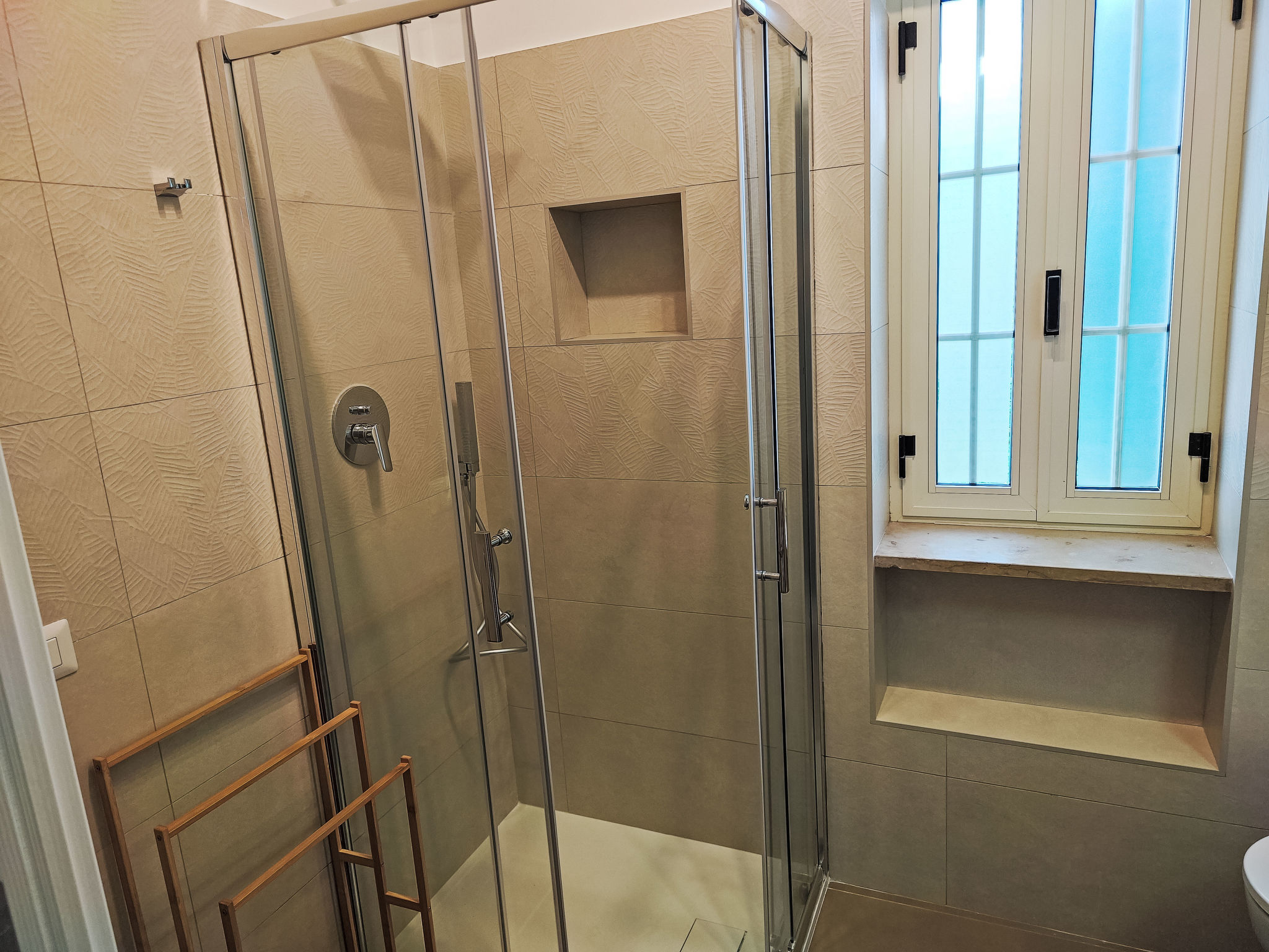 Quadrilocale in villa con piscina - Inside