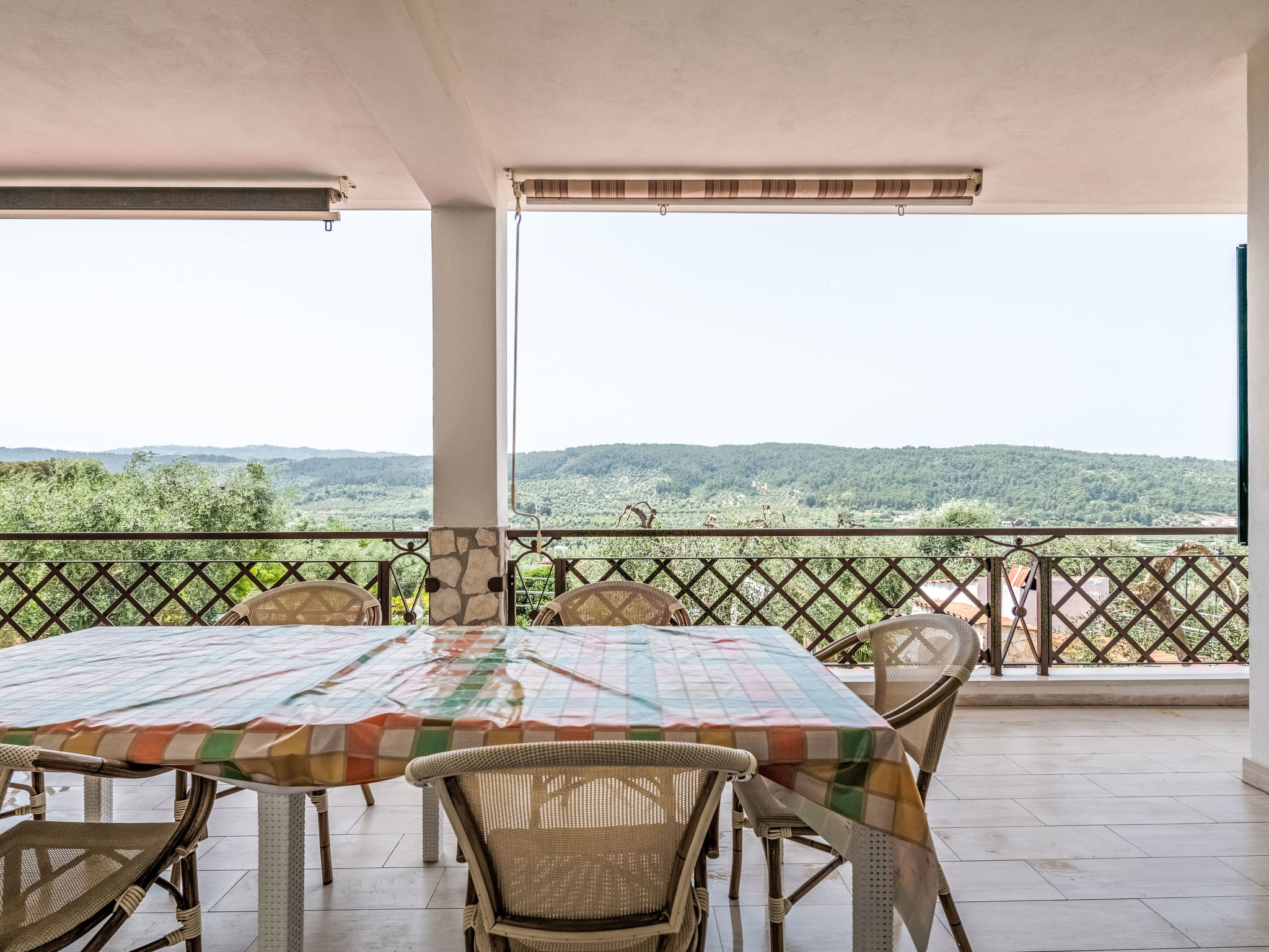 Quadrilocale in villa con piscina