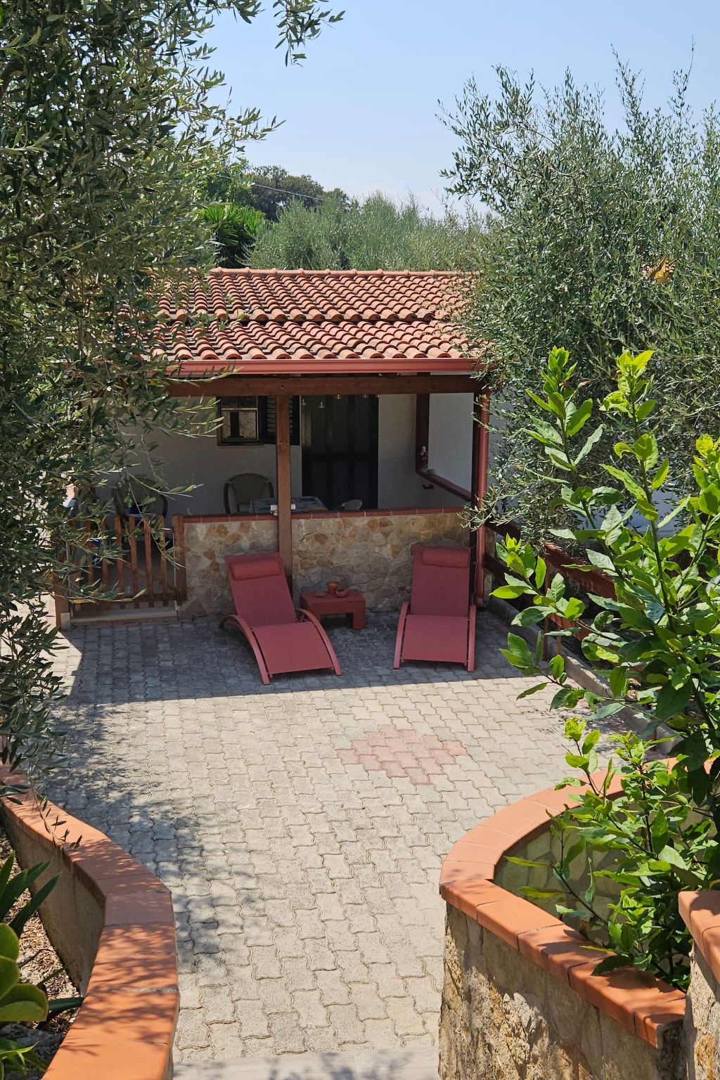 Freistehendes Zwei-Zimmer-Haus