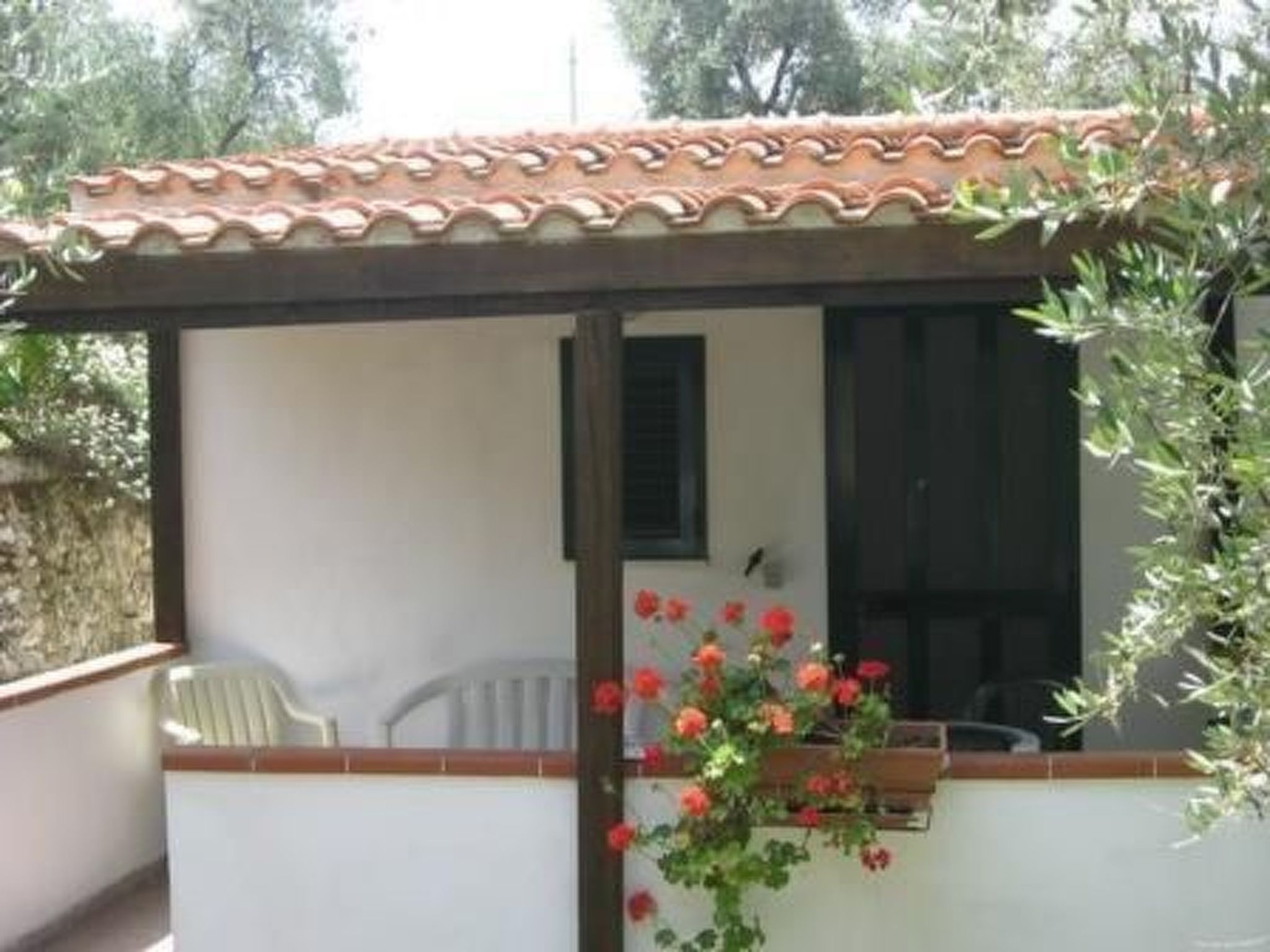 Freistehendes Zwei-Zimmer-Haus-Image-tags.info